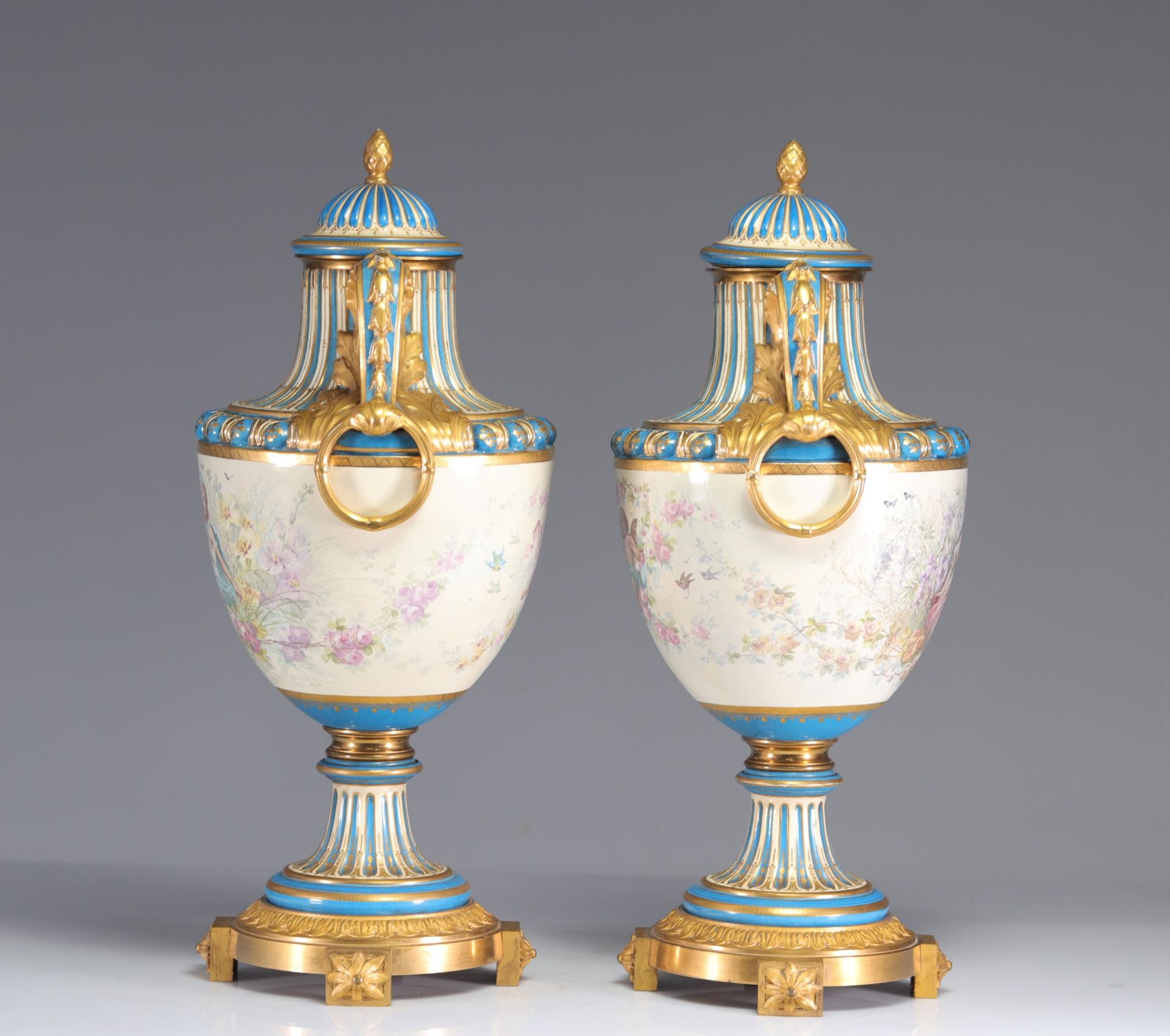 Sevres imposing pair of vases decorated with romantic scenes and cupids in gilded bronze - Image 2 of 8
