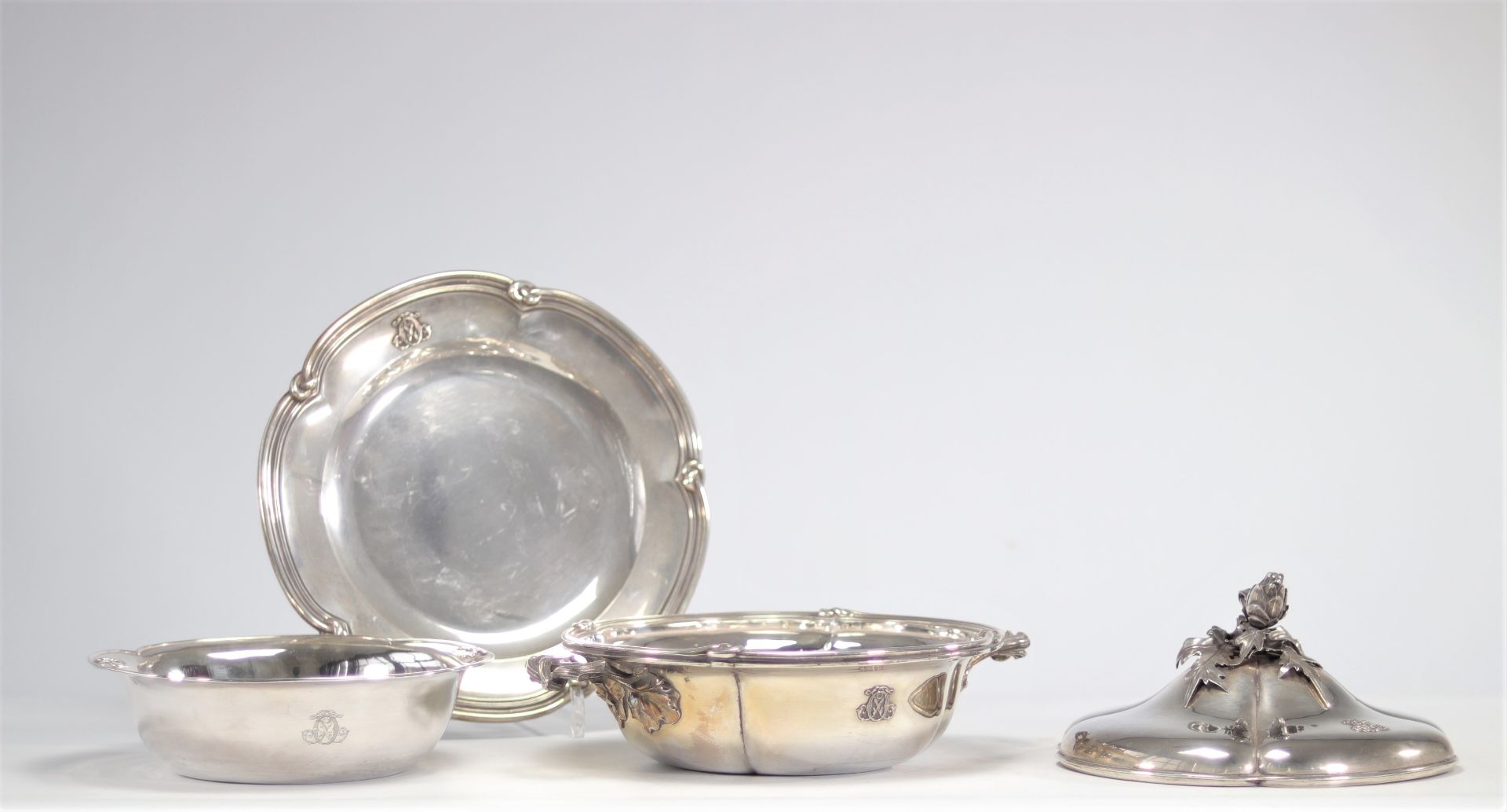 Two silver tureens Louis XV style, master goldsmith Augoc Aine, with silver inner shells, approx. 5. - Image 3 of 4