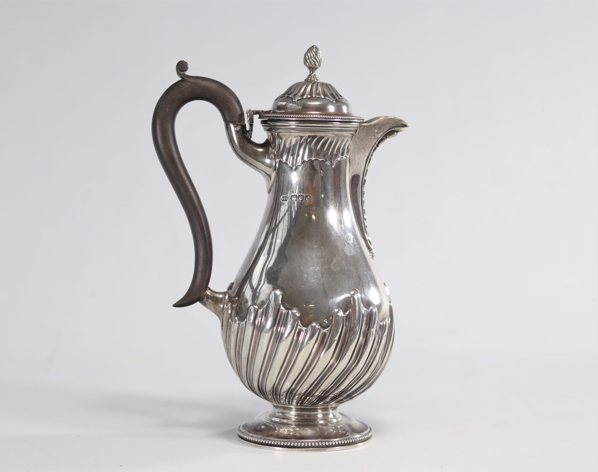 Solid silver coffee pot Louis XV style, English hallmarks