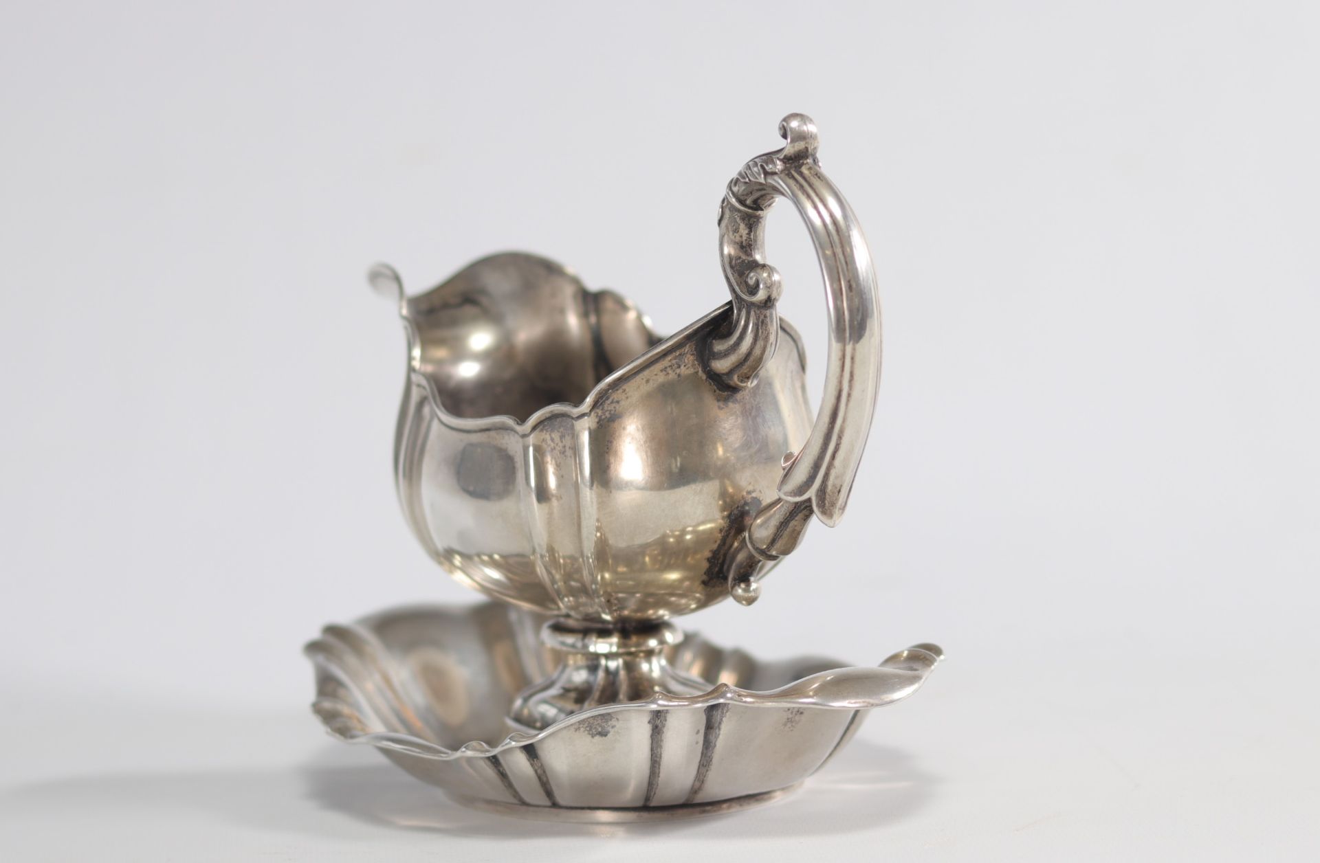 Solid silver sauceboat in Louis XV style - Image 2 of 4