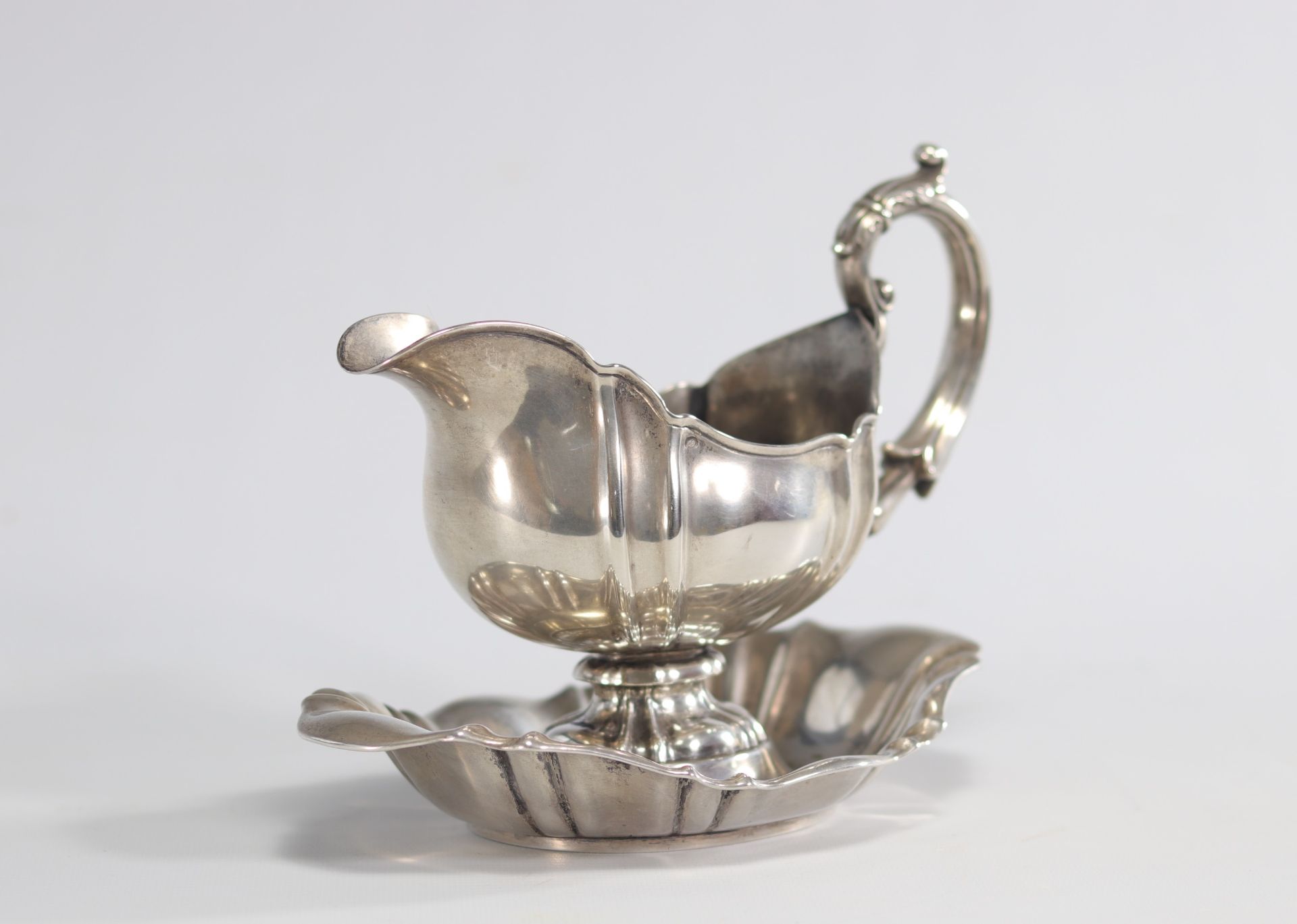 Solid silver sauceboat in Louis XV style - Image 3 of 4