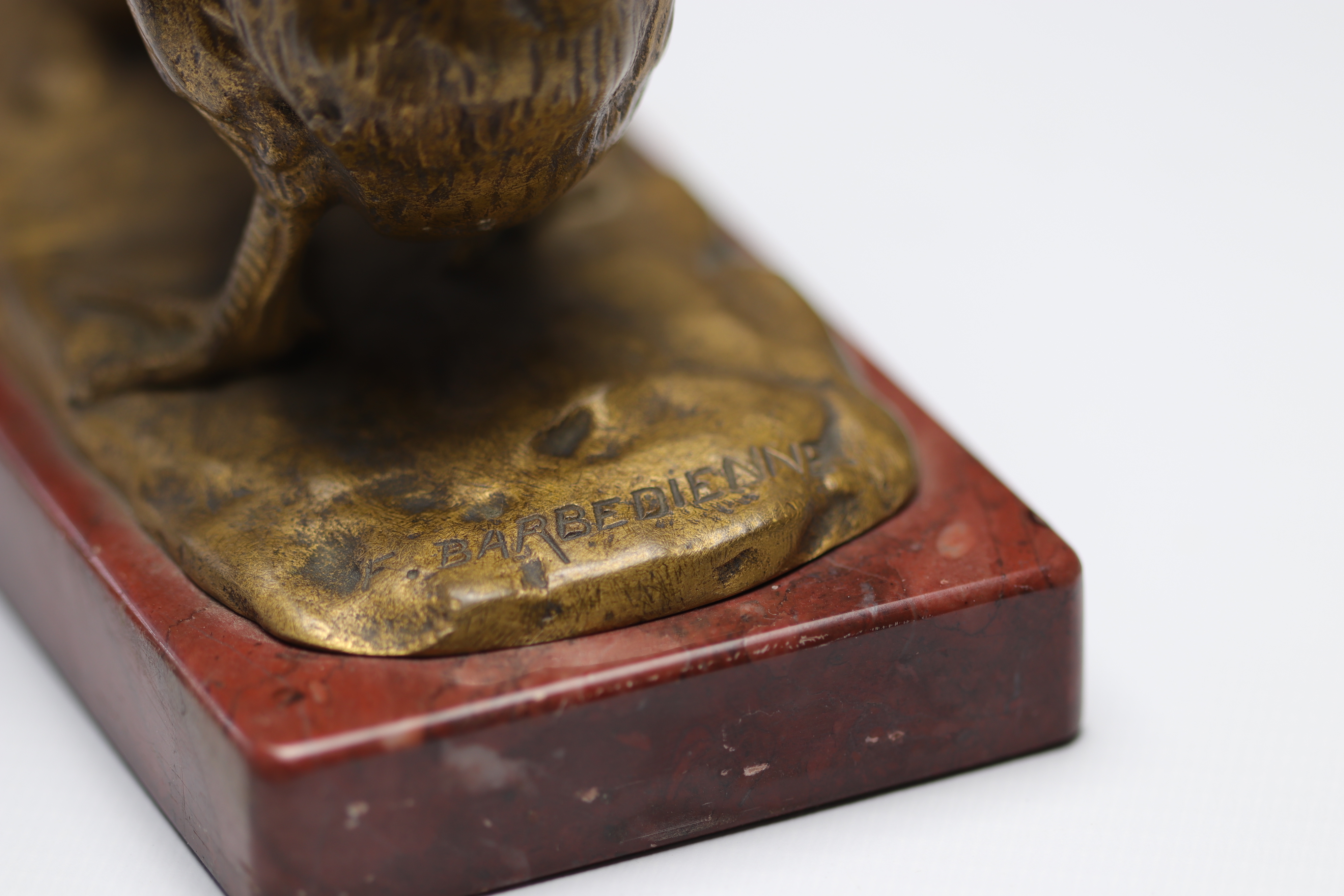GARDET Georges (1863-1939) "The chick coming out of the egg" in bronze with a golden patina, signed - Image 3 of 4