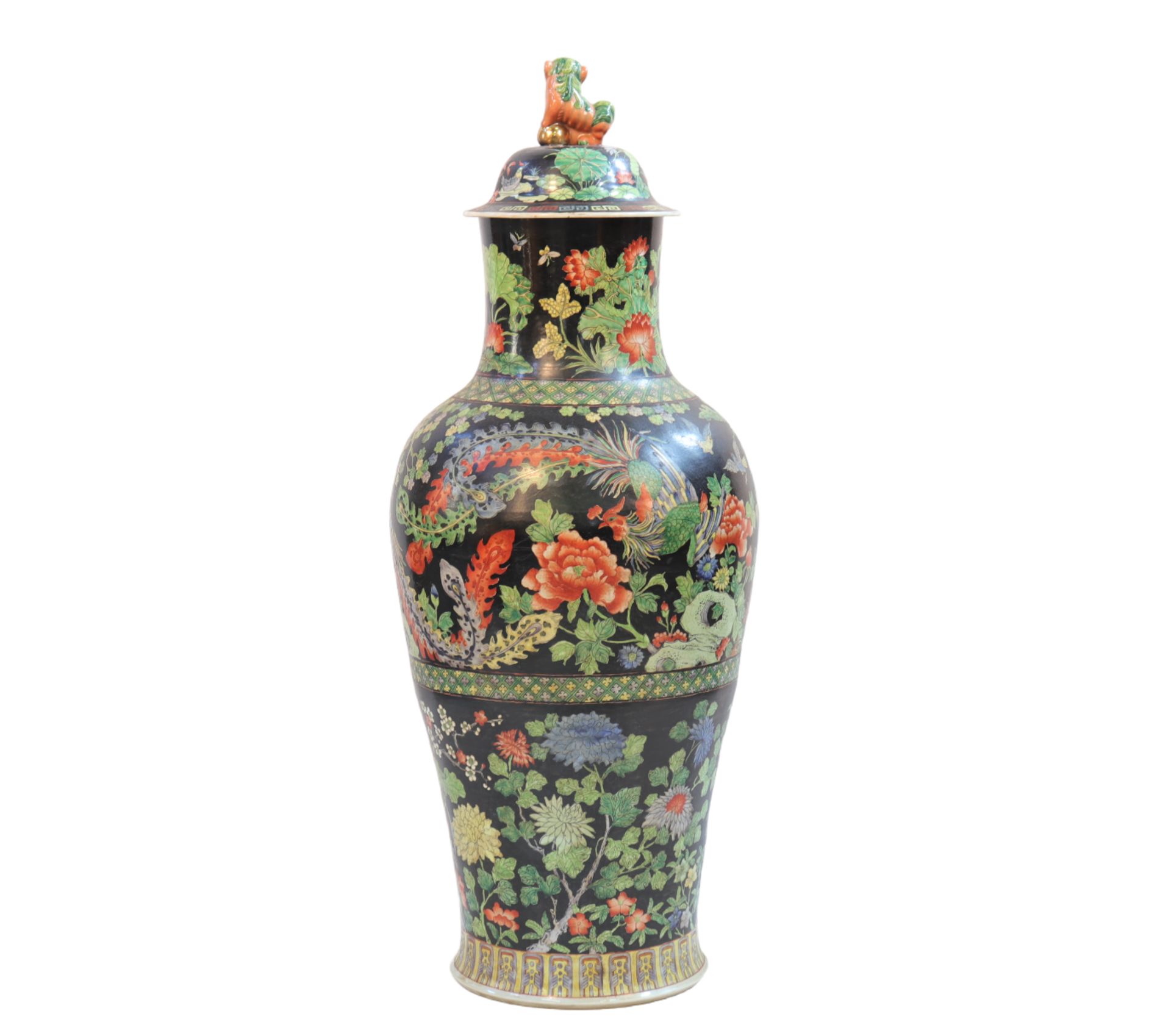 Covered vase from the Famille Noire decorated with flowers and birds from the 19th century