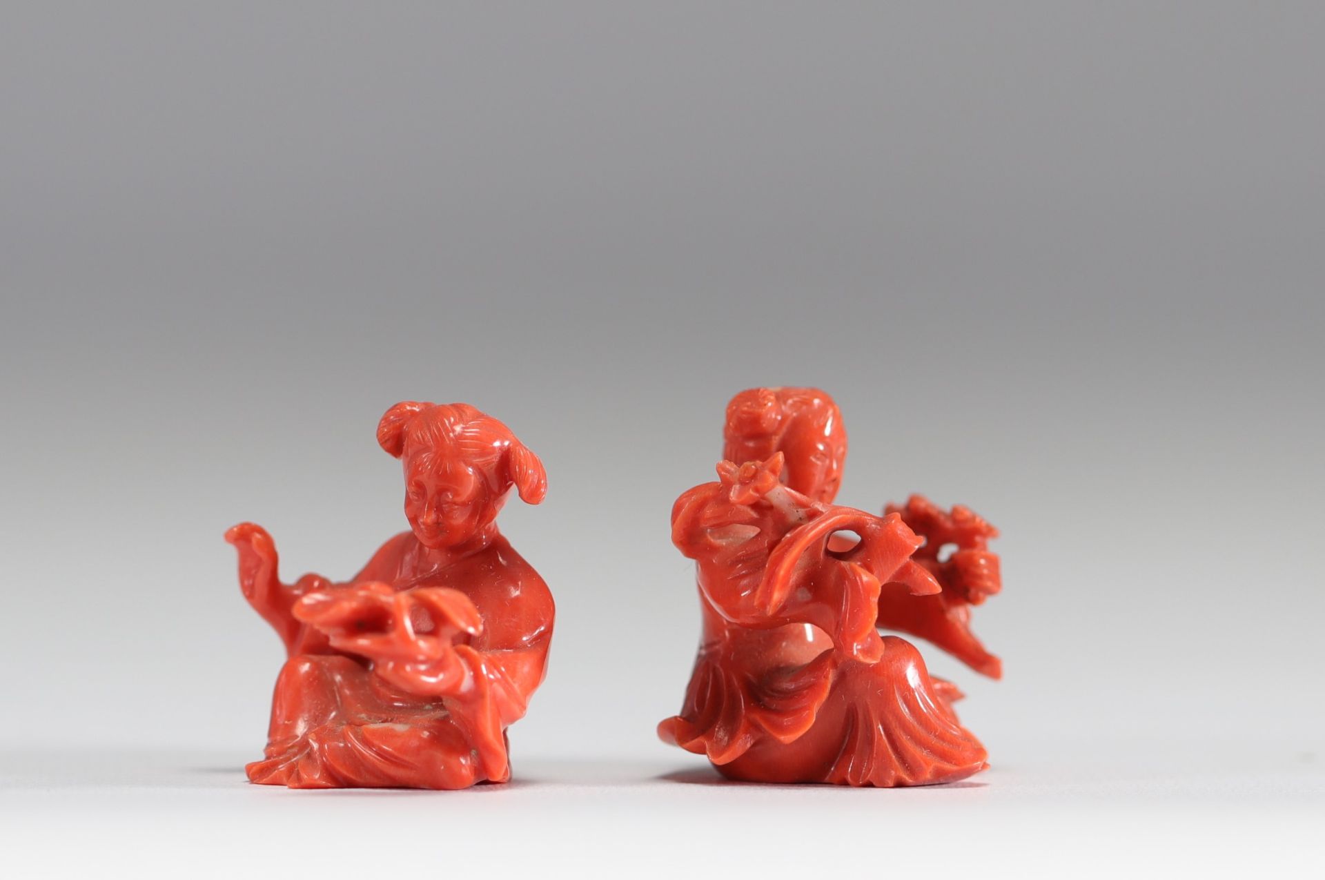 Red coral sculptures of young Chinese women, late 19th century - Image 2 of 4