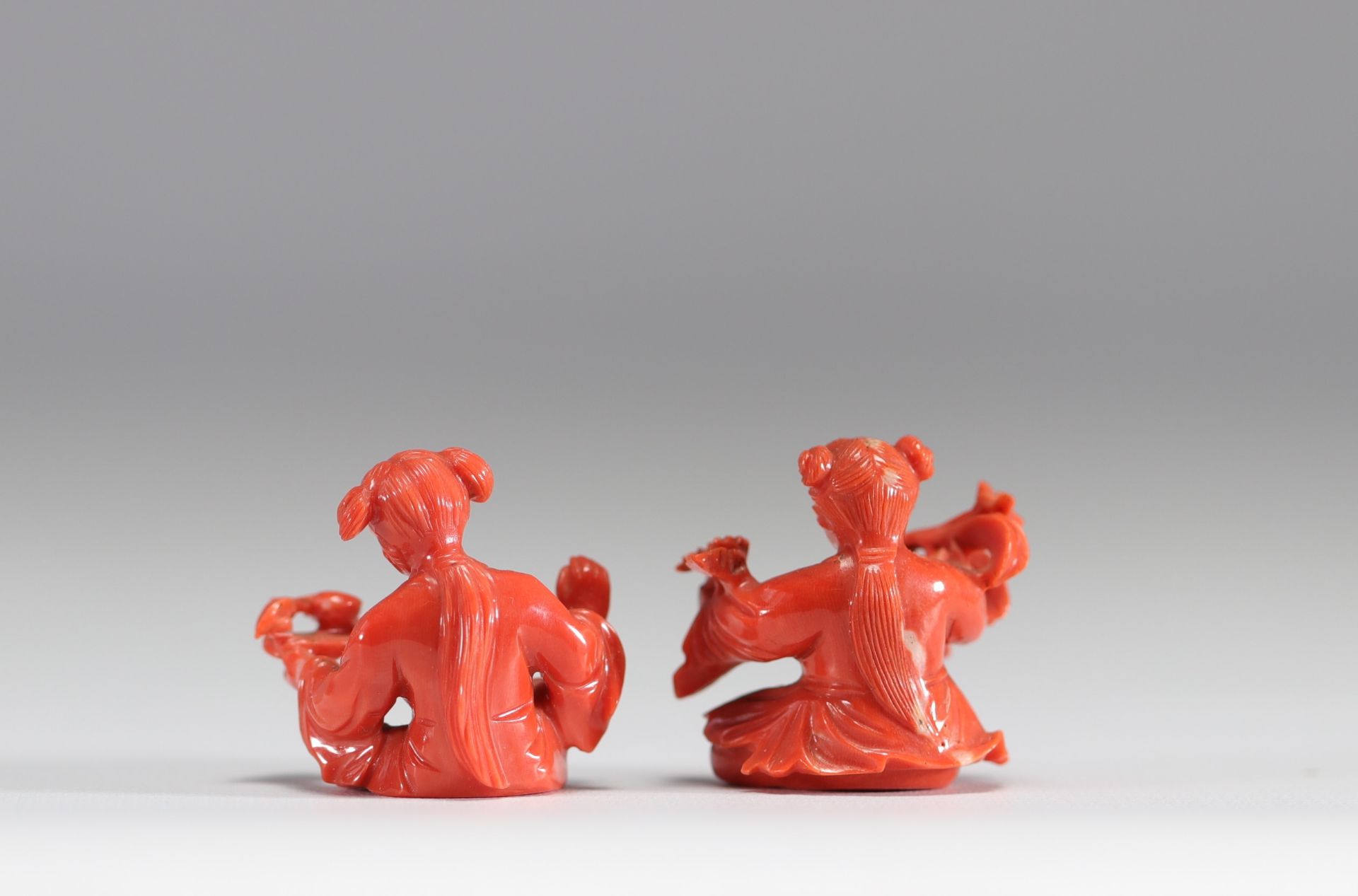 Red coral sculptures of young Chinese women, late 19th century - Image 4 of 4