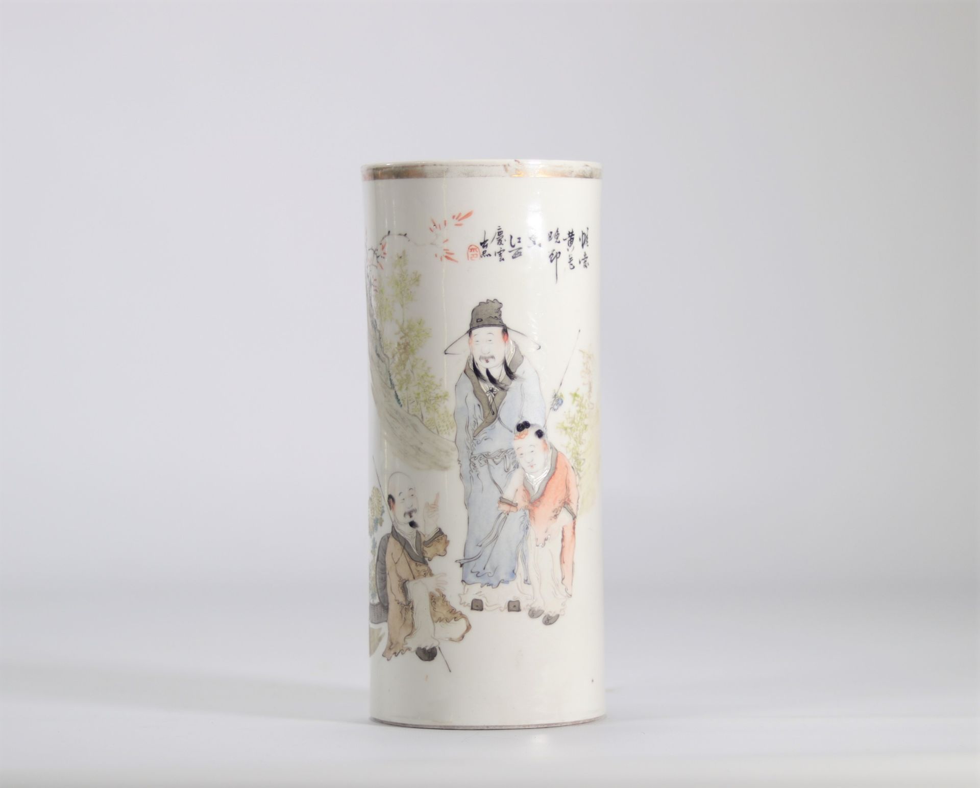 Qianjiang cai porcelain brush holder decorated with characters