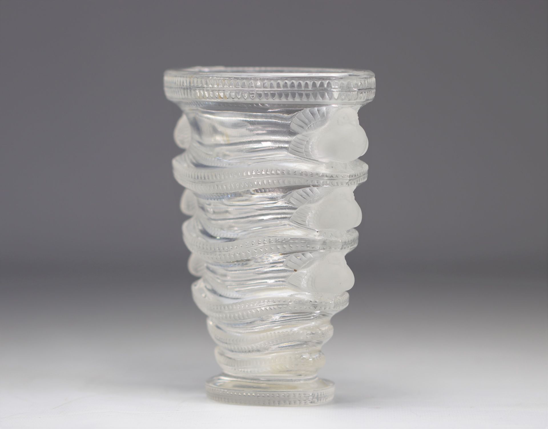 LALIQUE FRANCE. Cornet vase model Saint Marc in patinated and opalescent pressed molded white glass - Image 2 of 4