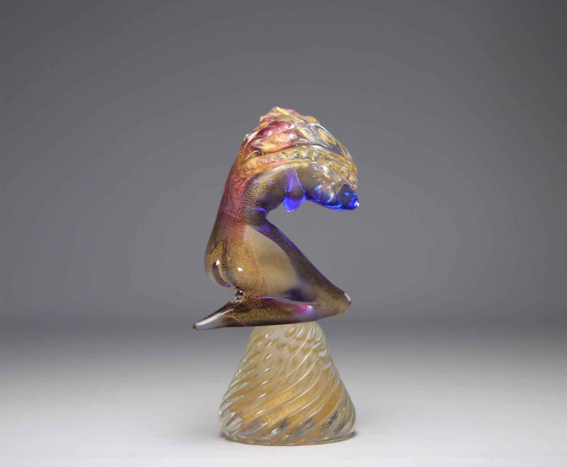 Murano sculpture young naked woman with inclusion of colors and gold - Image 2 of 4