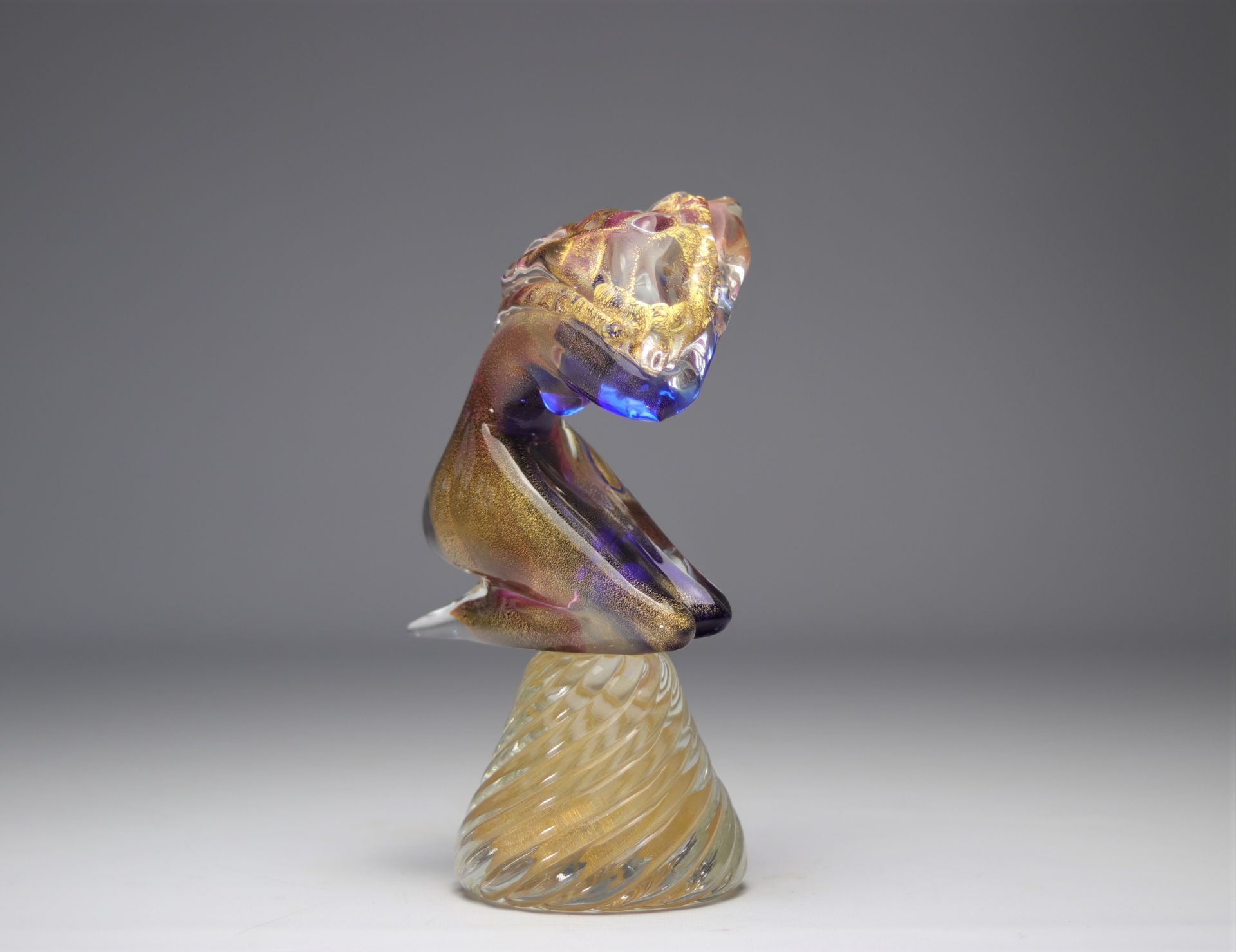 Murano sculpture young naked woman with inclusion of colors and gold - Image 4 of 4