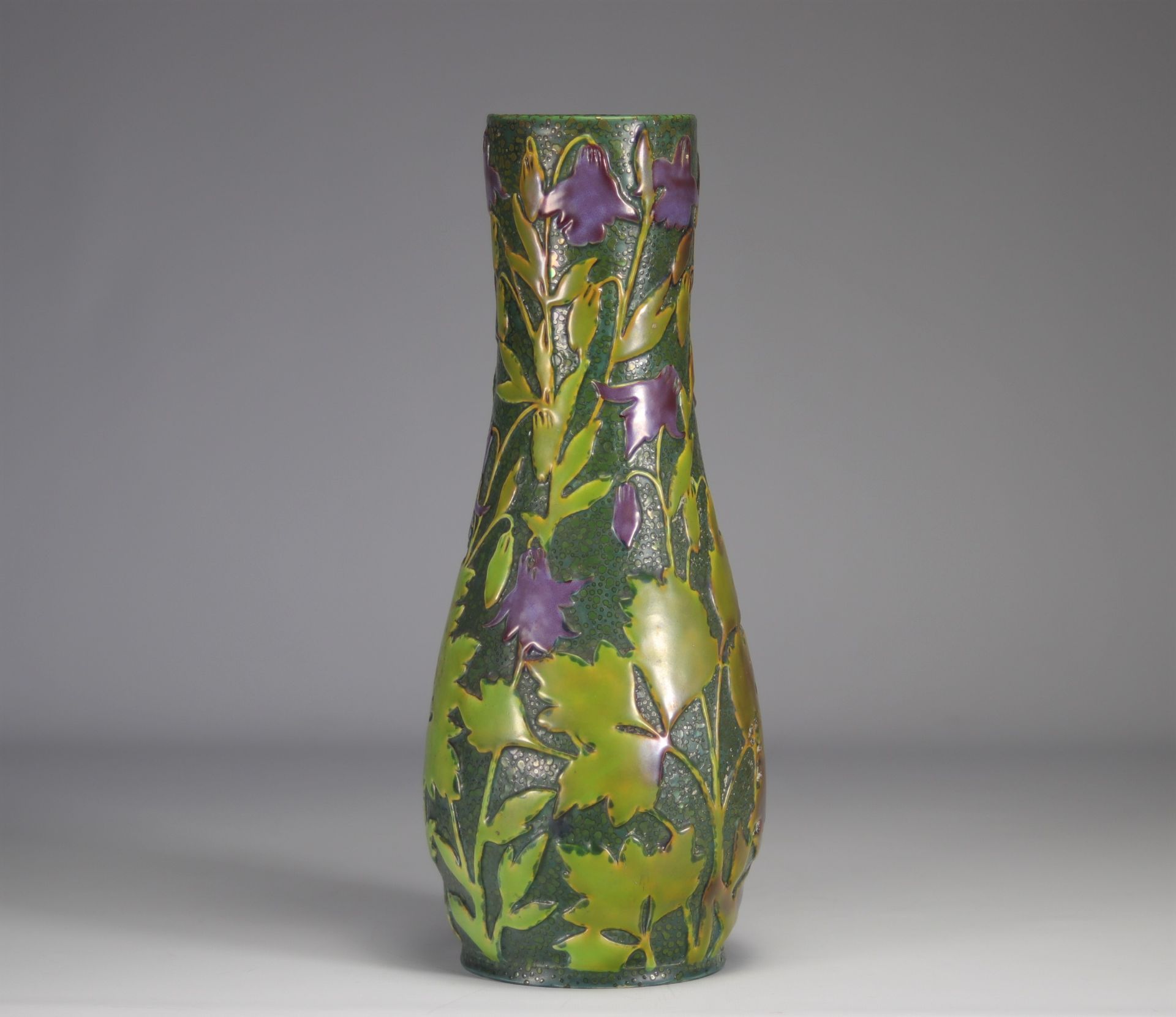 Vilmos ZSOLNAY (1840 - 1900) rare Art Nouveau vase decorated with purple flowers on a green backgrou