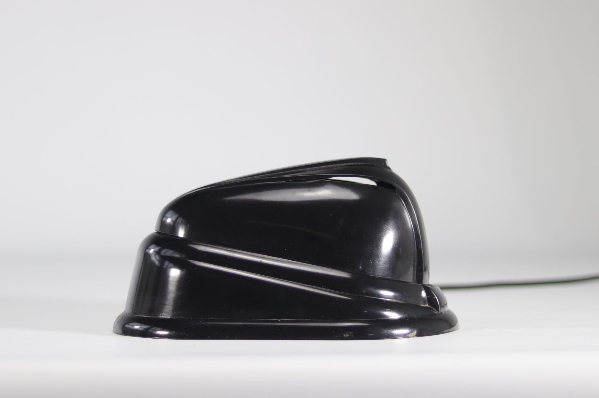 Jumo Articulated desk lamp with adjustable and retractable cap, bakelite model called "Bolide" - Image 3 of 3