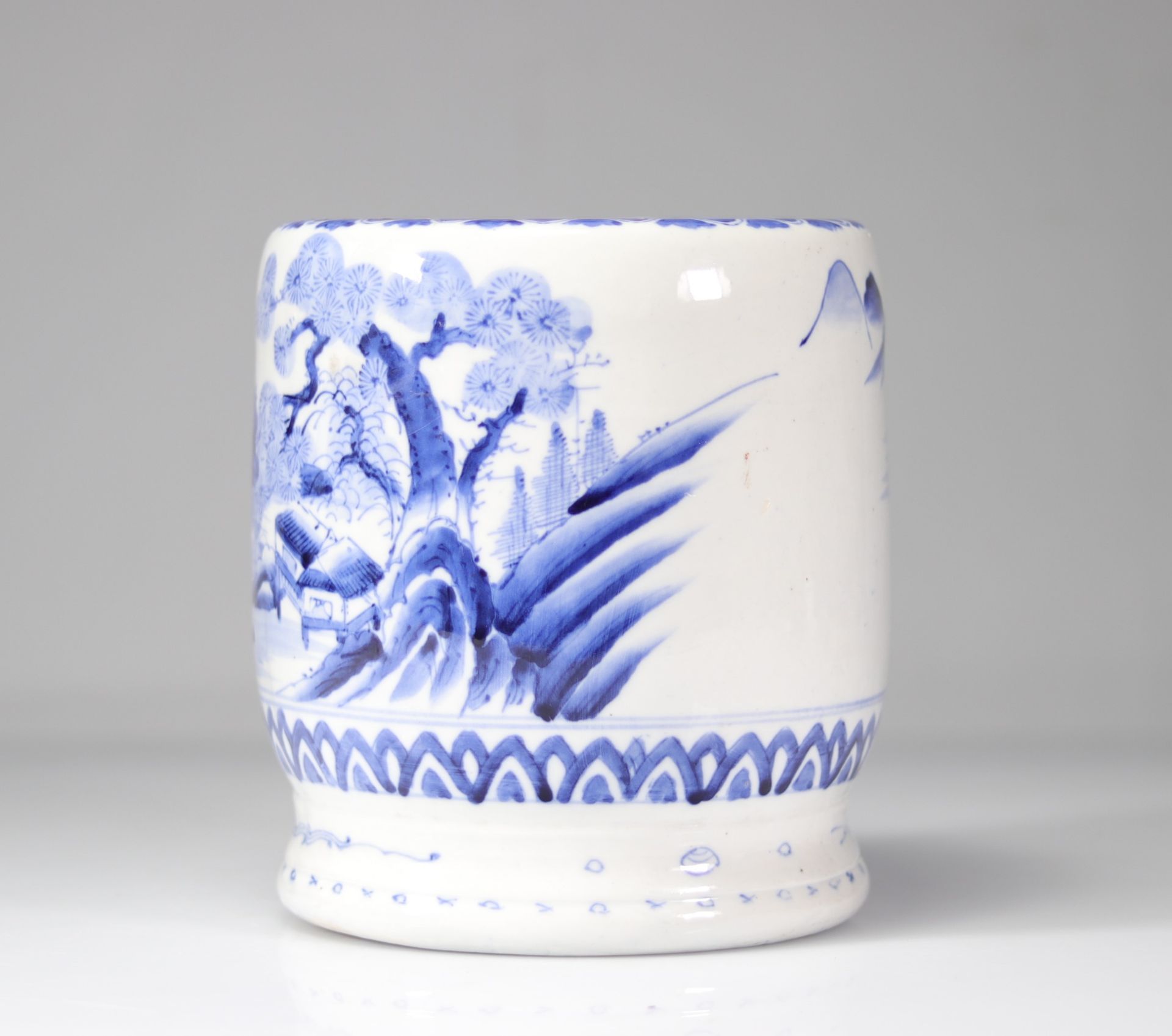 Chinese white blue porcelain vase - Bild 3 aus 7