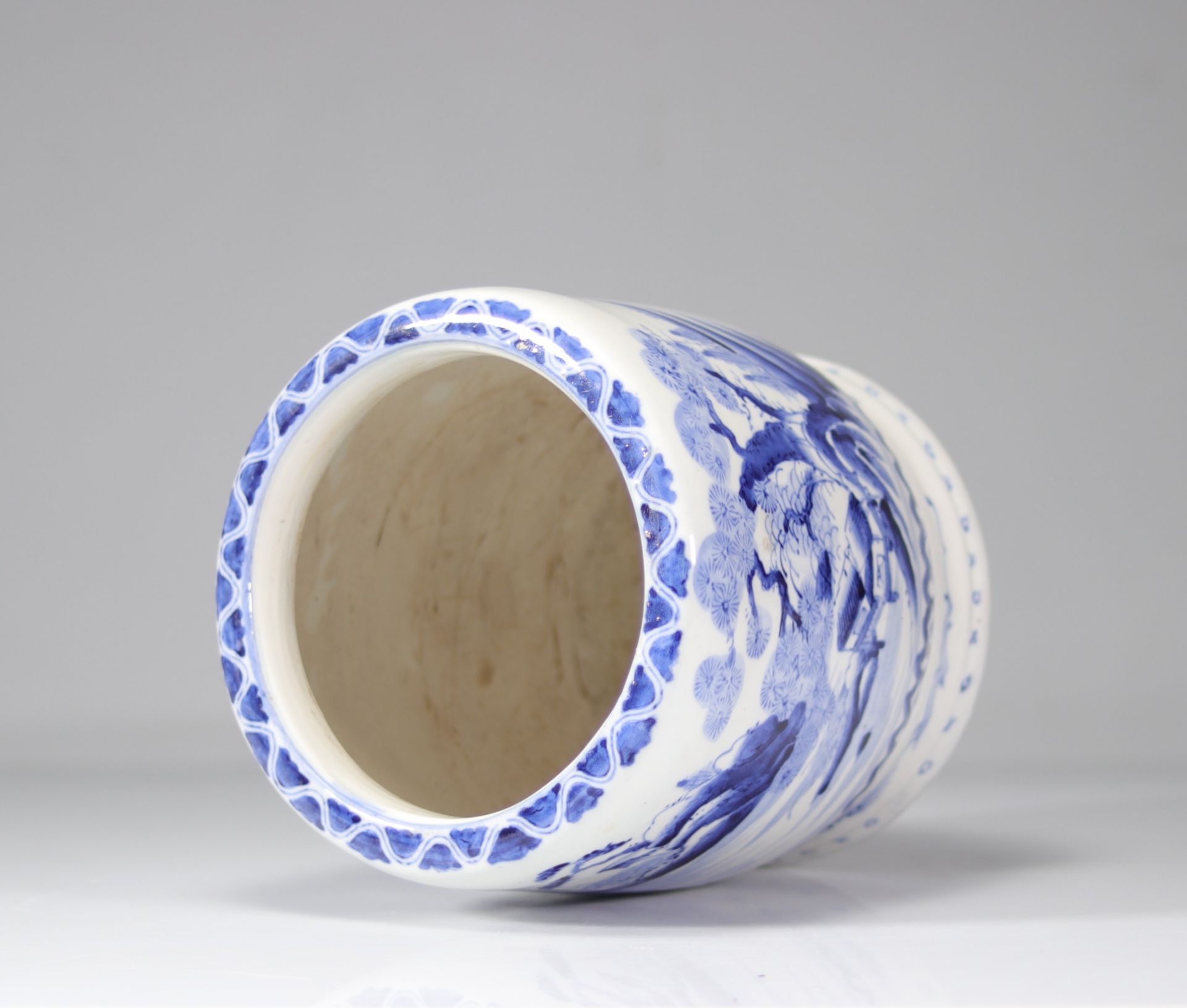 Chinese white blue porcelain vase - Bild 7 aus 7
