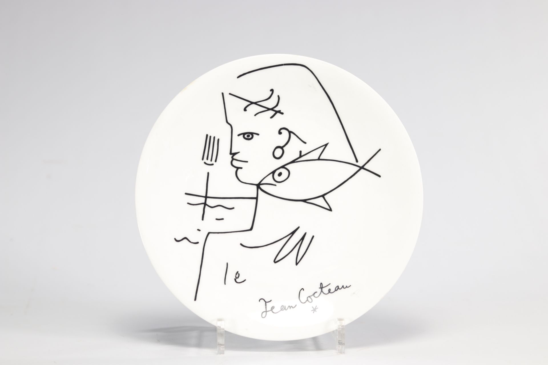 Jean COCTEAU (1889-1963) profile Limoges porcelain plate (France)