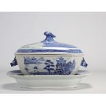 Terrine and display stand in white blue China porcelain XVIII