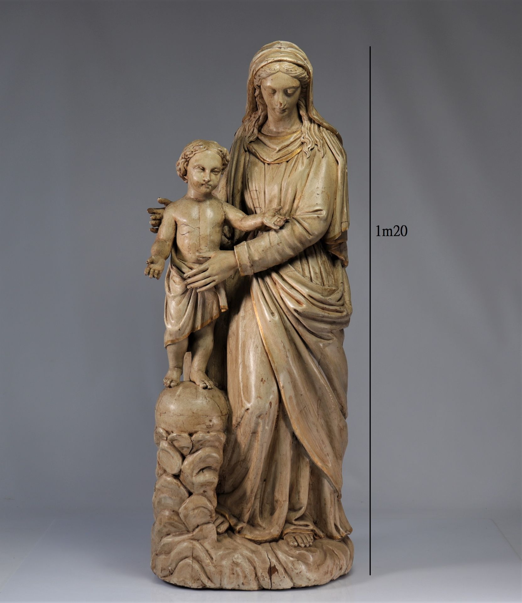 Large wooden sculpture of the Virgin and Child from 17th century