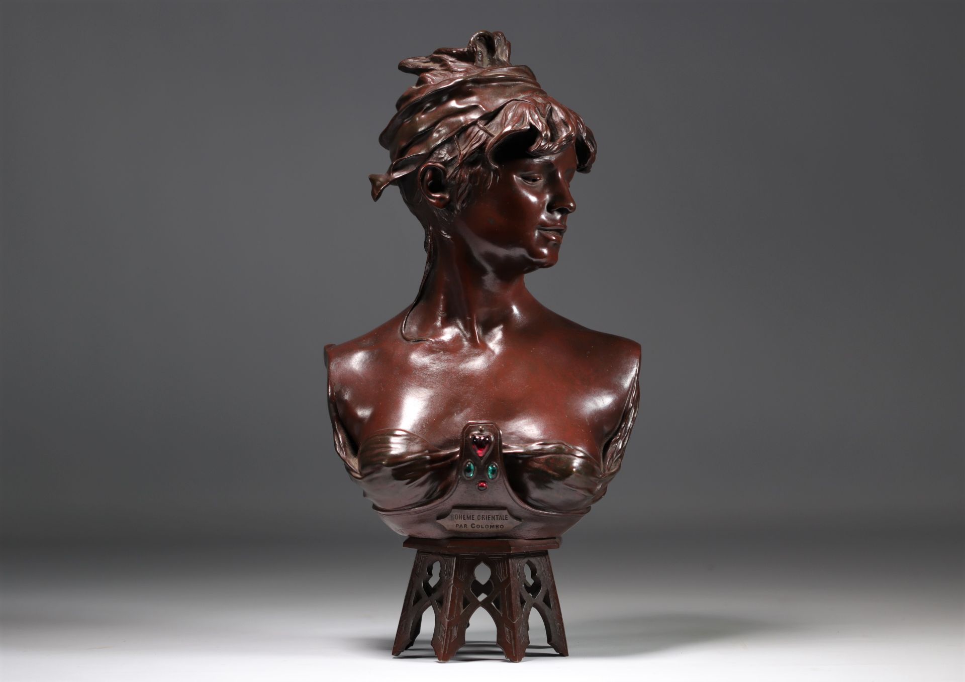 Renzo COLOMBO (1856-1885) Bronze bust of young woman with stone inlay - Bild 5 aus 6