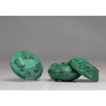 (2) Pair of covered boxes imitating malachite with rose decoration circa 1900