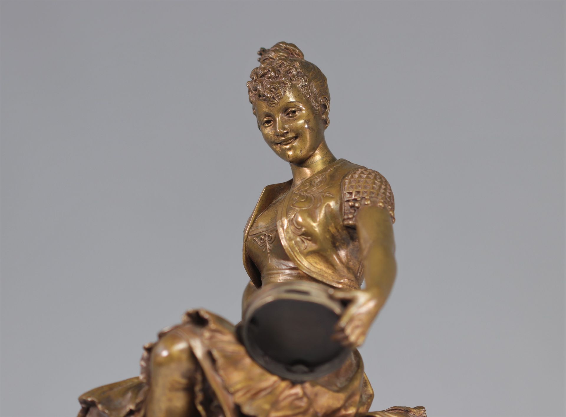 Eutrope BOURET (1833-1906) Bronze young woman with tambourine - Bild 4 aus 5