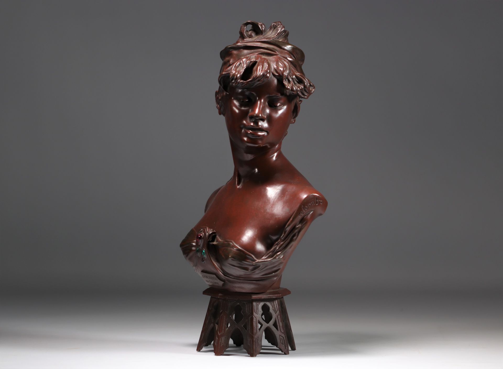 Renzo COLOMBO (1856-1885) Bronze bust of young woman with stone inlay - Bild 3 aus 6