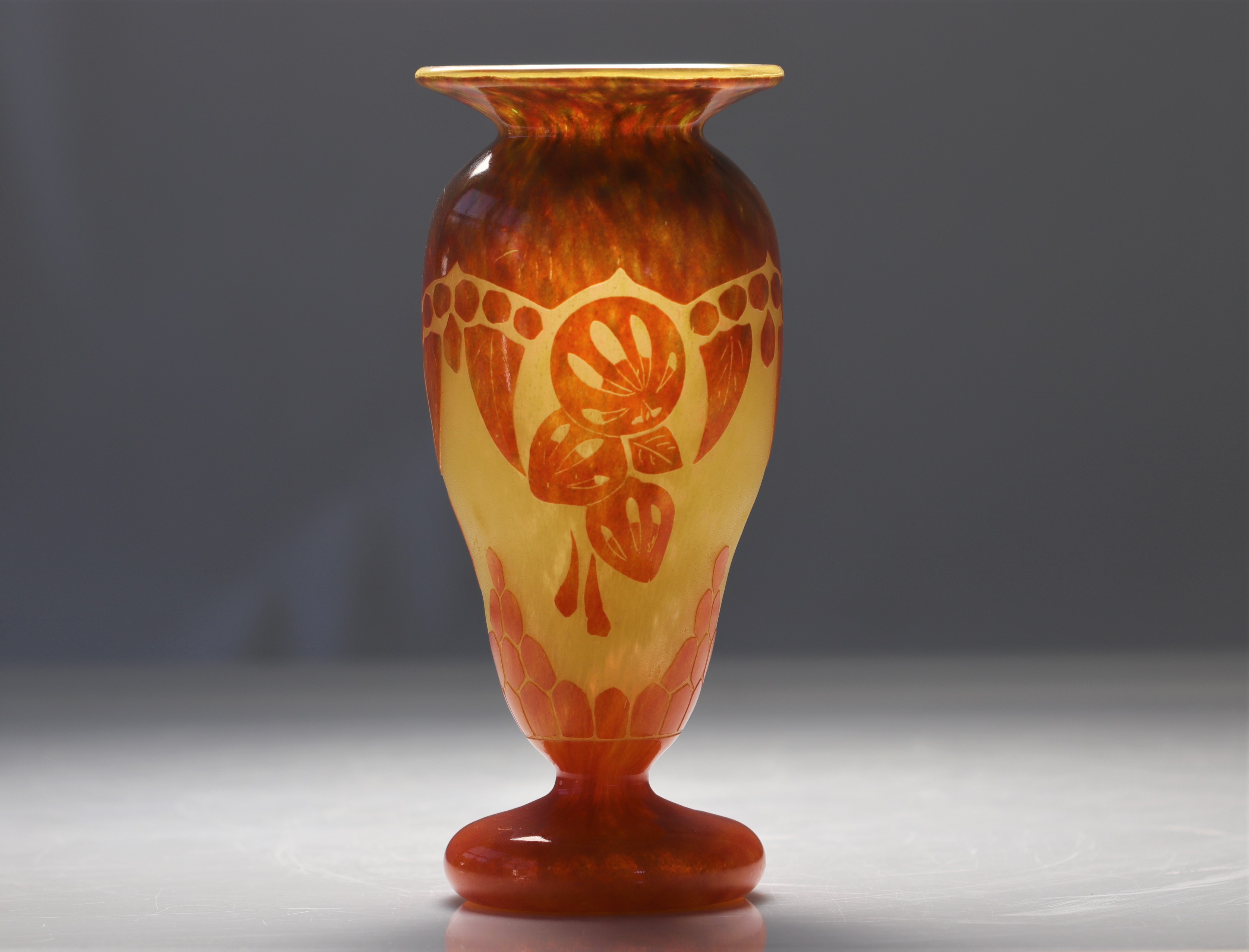 Le Verre Francais acid-etched vase with daffodil design