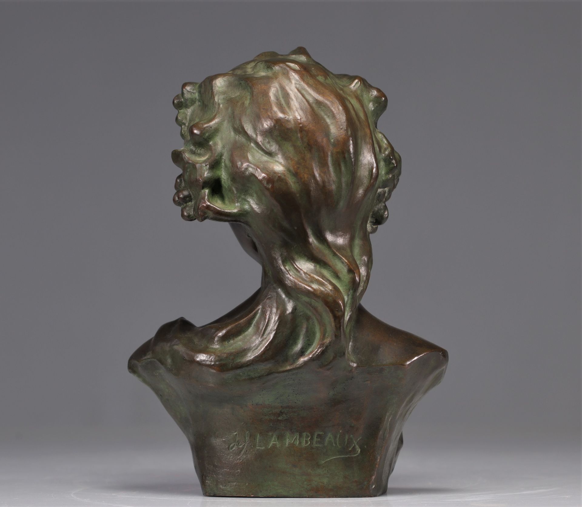 Jef LAMBEAUX (1852-1908) Bronze sculpture of a young woman Bacchante - Bild 3 aus 3