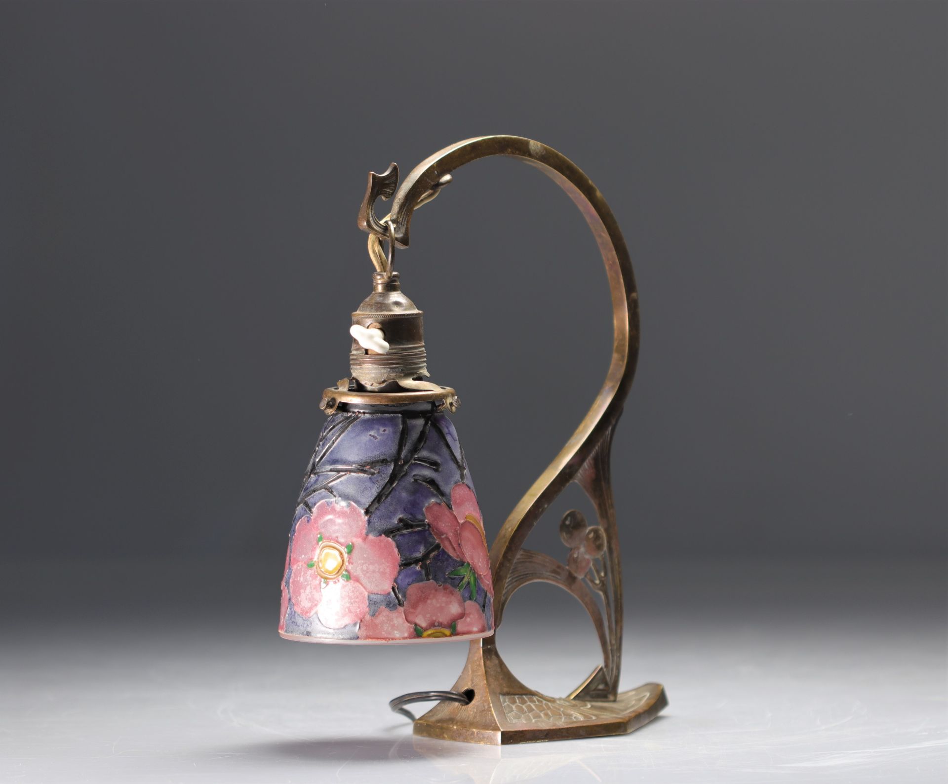 Wall light with wick decorated with flowers circa 1900 - Image 3 of 3