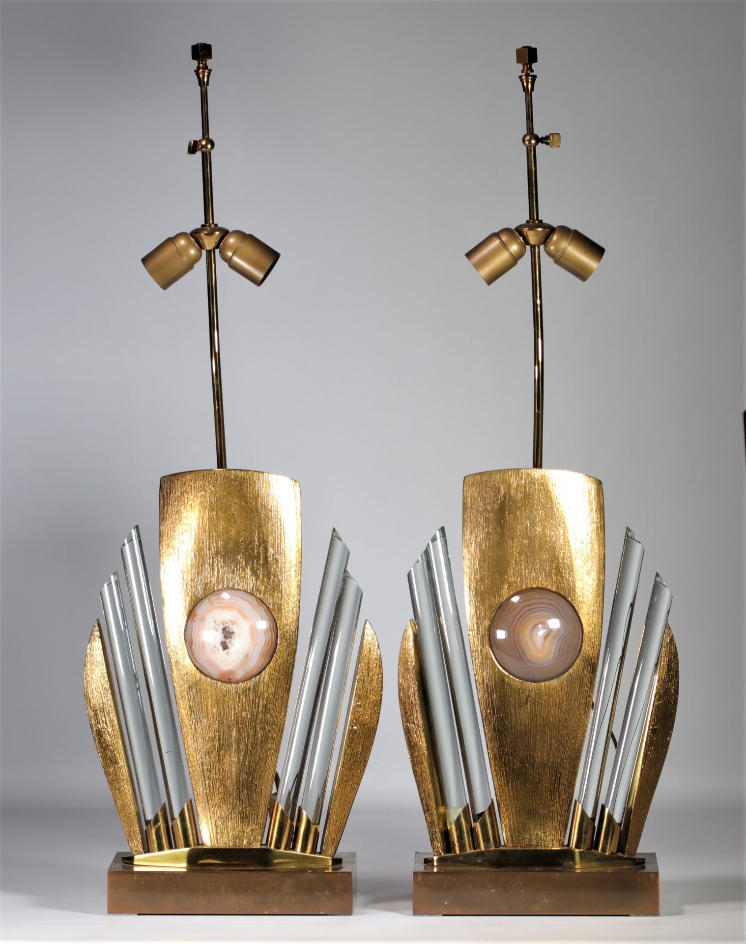 (2) Willy DARO (XXth century -XXIst century) Pair of gilded metal lamps with semi-precious stones - - Image 2 of 4