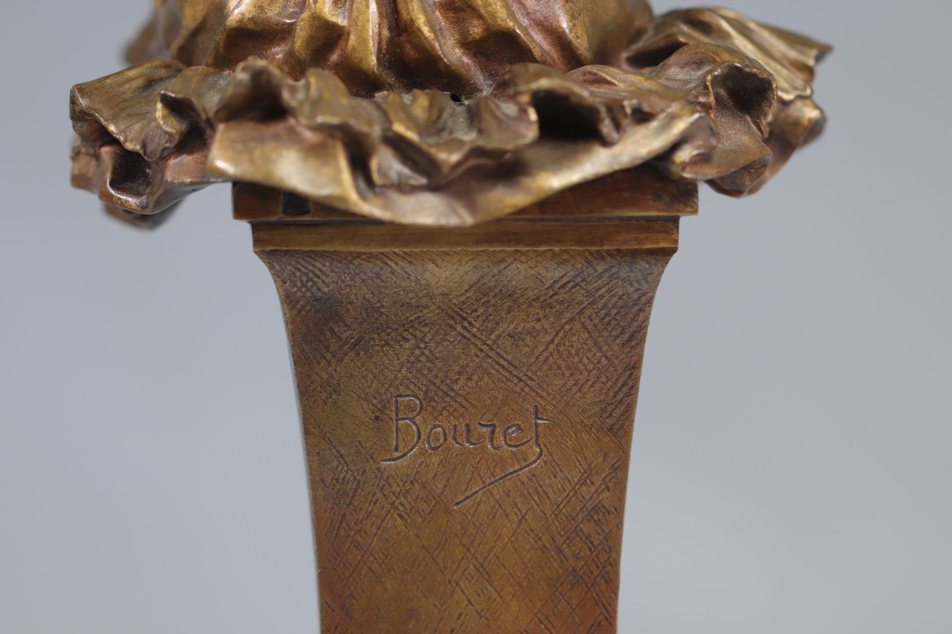 Eutrope BOURET (1833-1906) Bronze young woman with tambourine - Bild 5 aus 5
