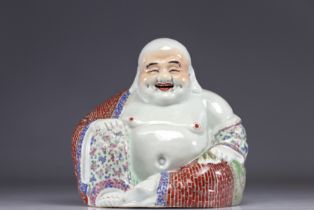 Large chinese porcelain Buddha of the Famille rose with mark under the piece