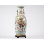 Large porcelain vase, famille rose, decorated with characters 19th century