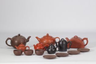 (14) Lot of various 14 yixing clay objects from the 1950s