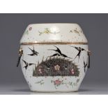 Famille rose porcelain tureen decorated with flowers and butterflies 19th century