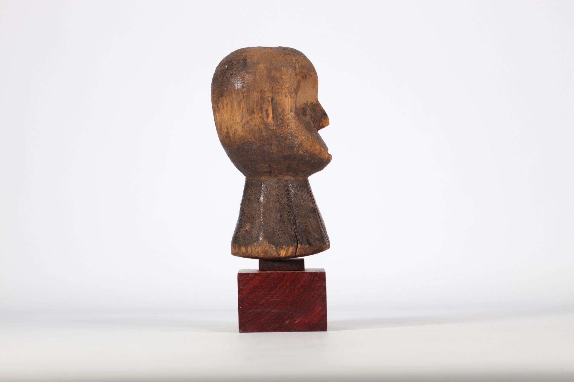 Carved wooden Lega statue on base - Image 2 of 3