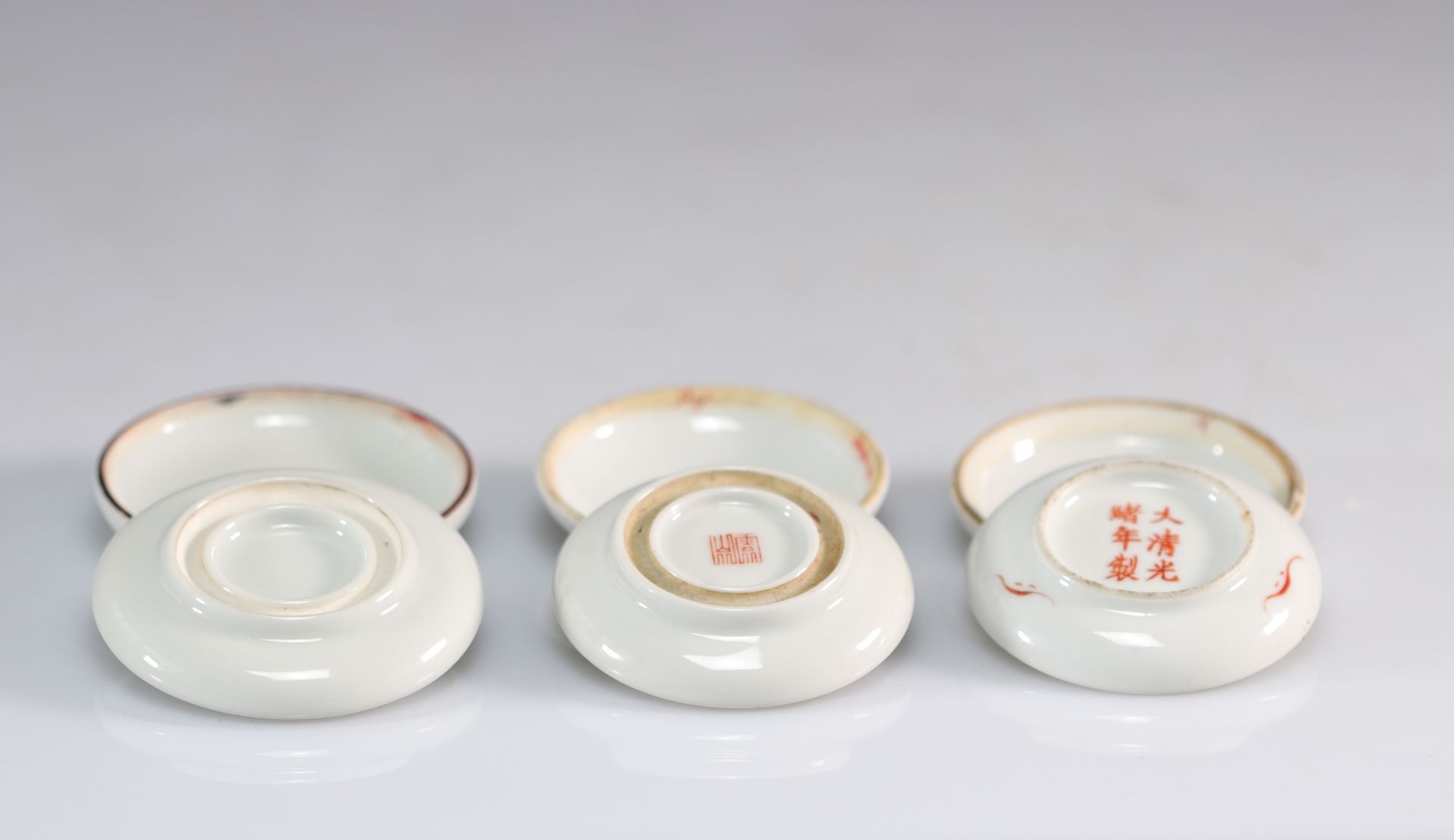 Set of 3 porcelain ink boxes - Image 3 of 3