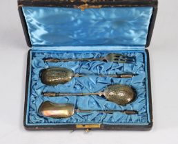 (4) Set of four Minerva silver flatware 1st title Orf Henri Chenailler (1867-84)