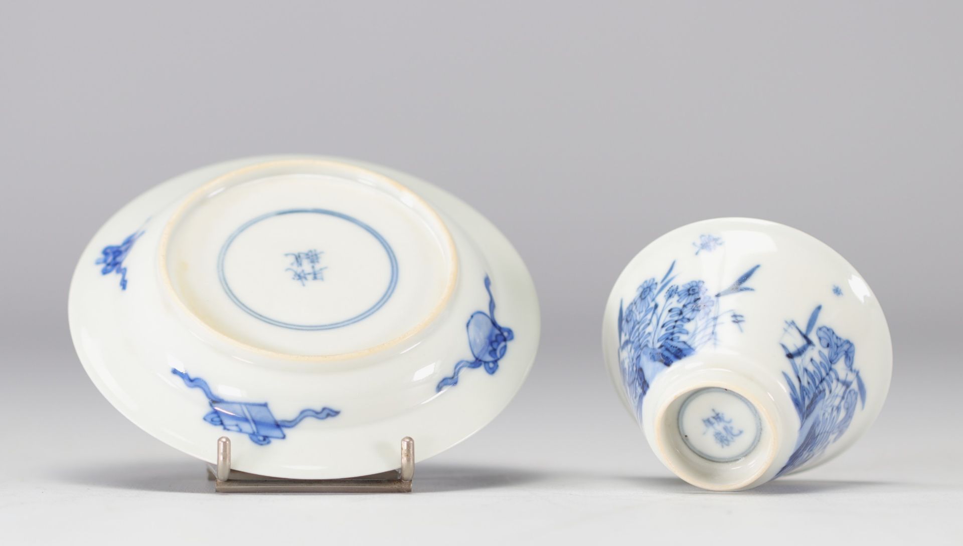 Chinese porcelain bowl and under bowl white blue erotic scene decoration - Bild 3 aus 3