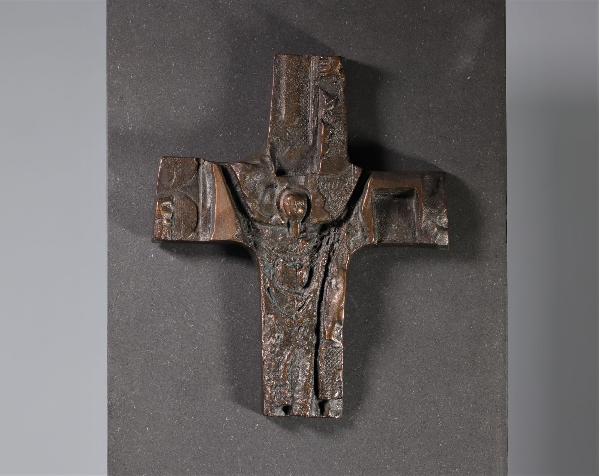 Raf VERJANS (1935) Brutalist bronze cross