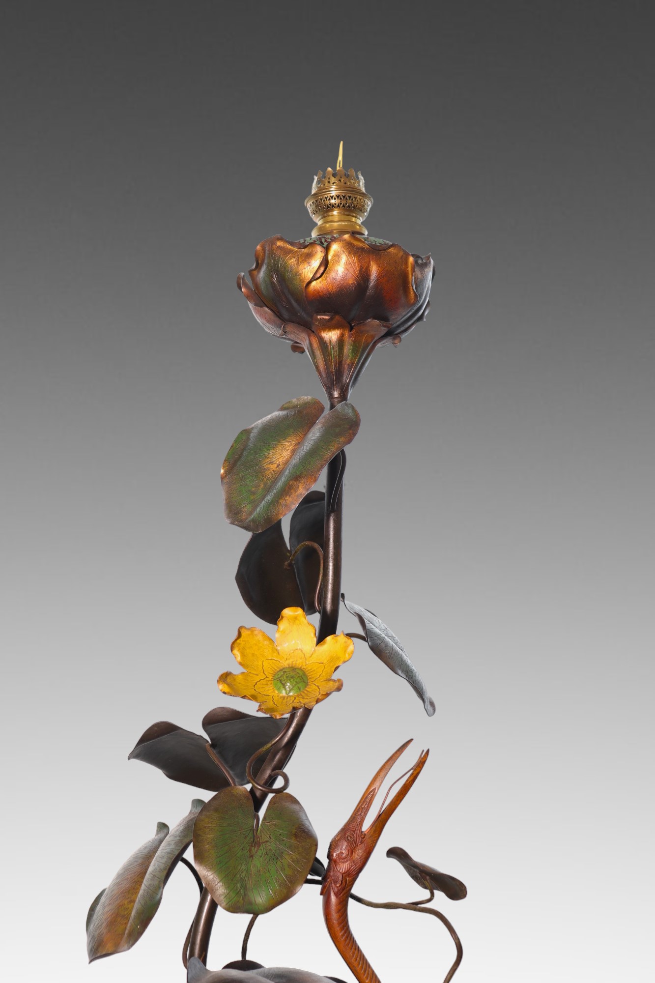 Imposing "Crane and reeds" bronze and polychrome metal floor lamp circa 1900. - Image 2 of 3