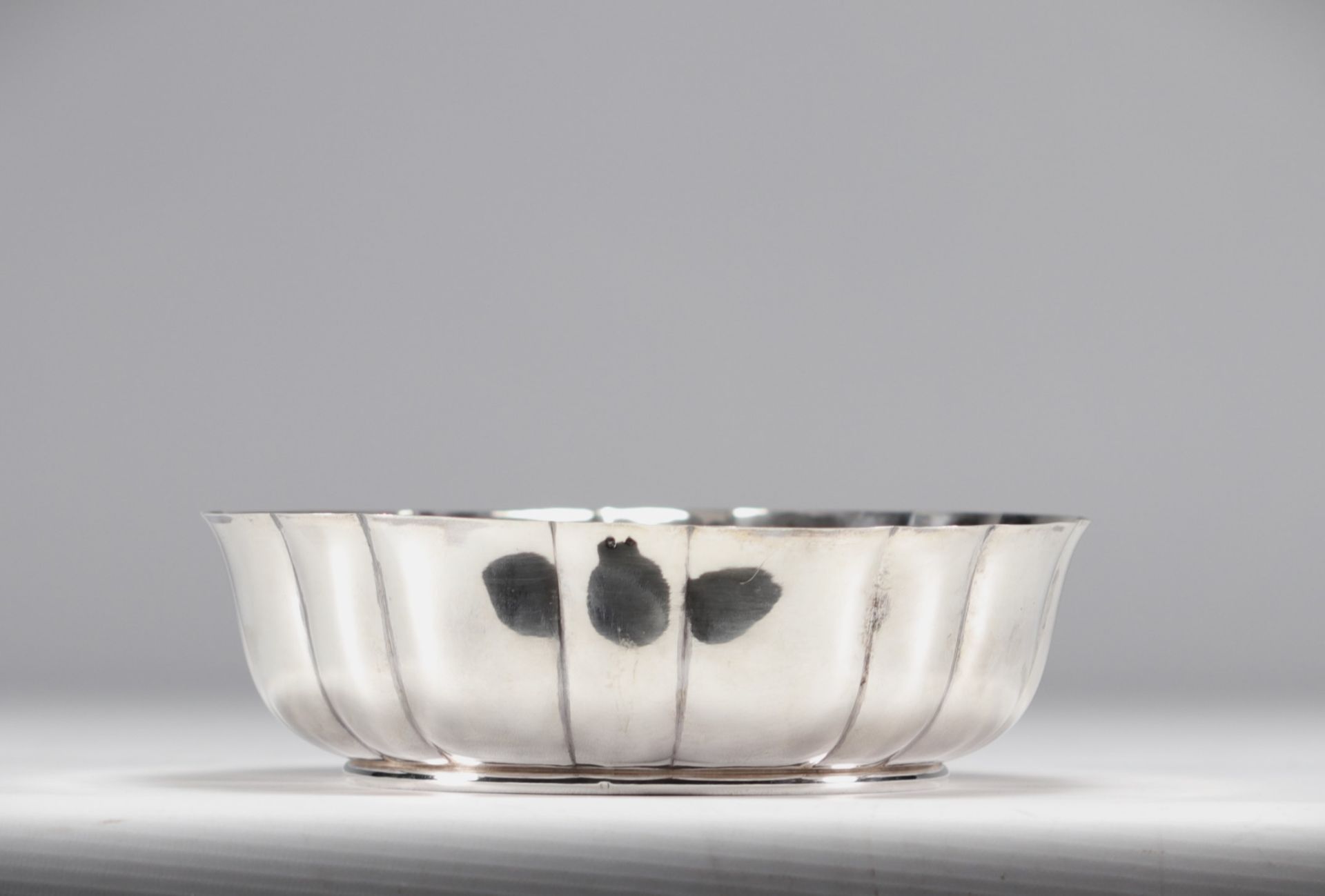 Silver serving dish with the PUIFORCA mark of 1st title from Paris - Image 4 of 4