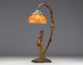 Art Nouveau bronze table lamp with tulip woman - Daum Nancy