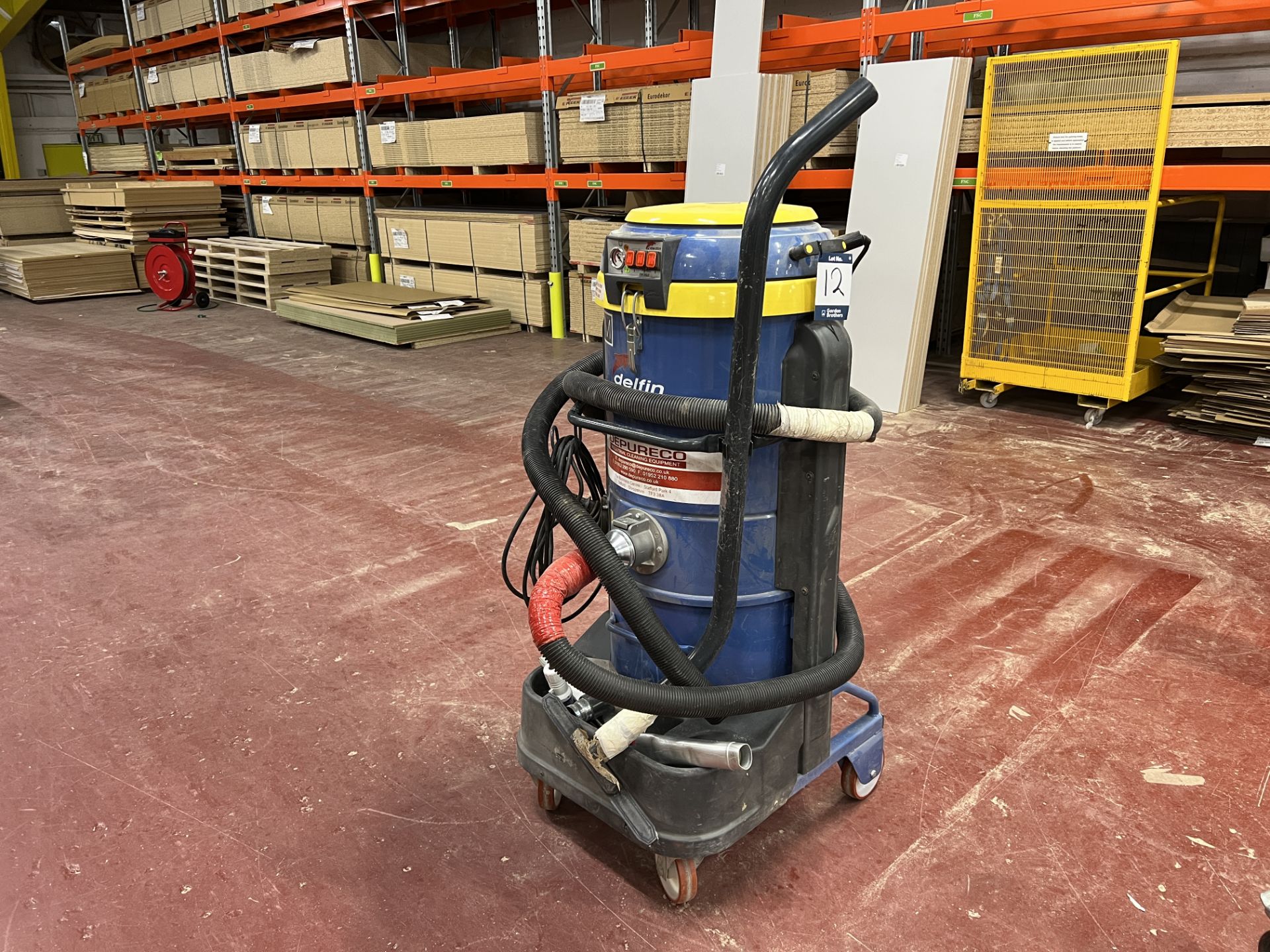 Delfin D/M3-001 mobile dust extractor with L filter fitted, 230 volts, 3.45 Kw, S/No. 140760767, DOM