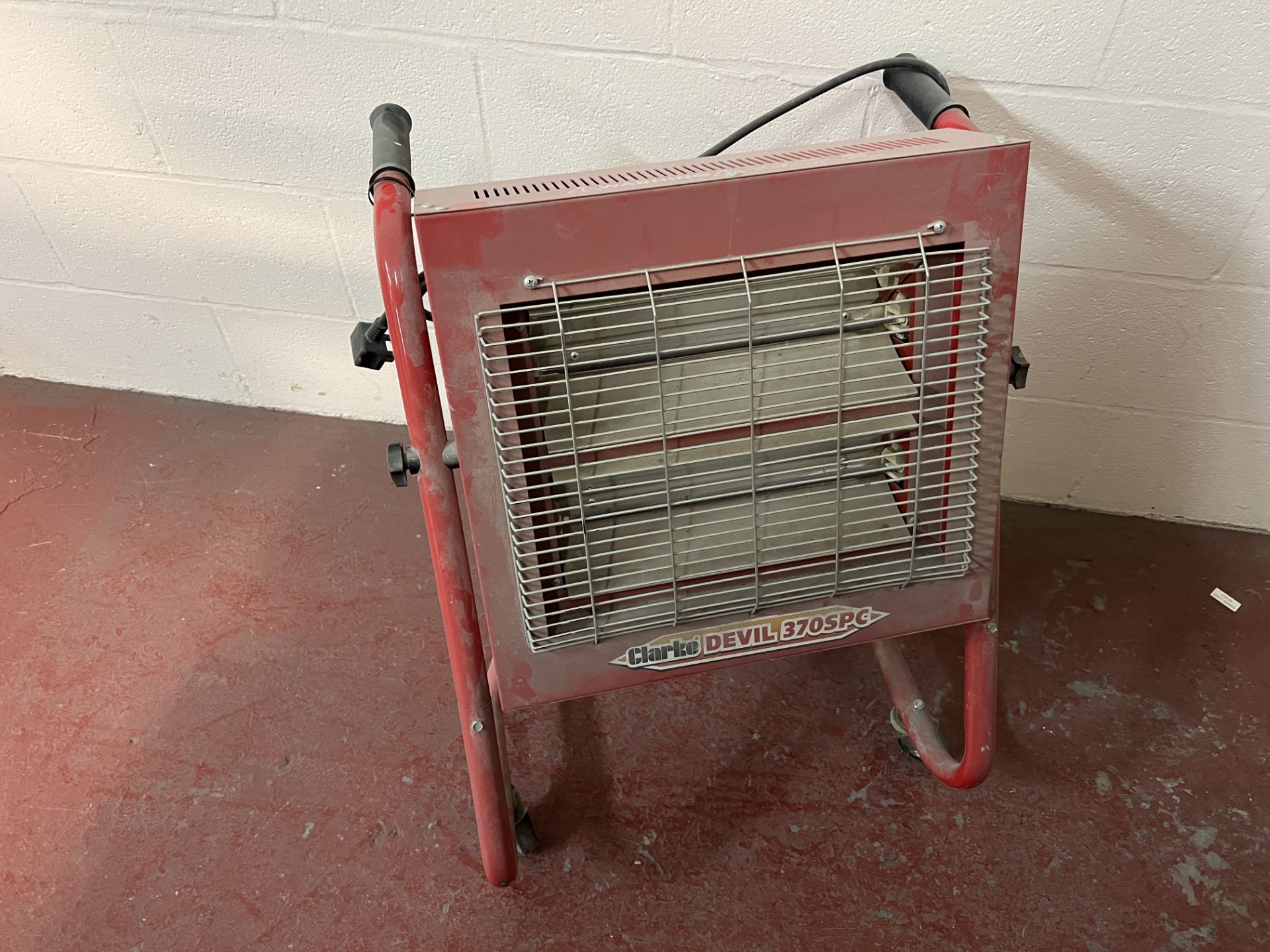 Clark Devil 370SPC Inferred heater with remote control, 230 volts, 2.8 Kw, 2019, location Manor