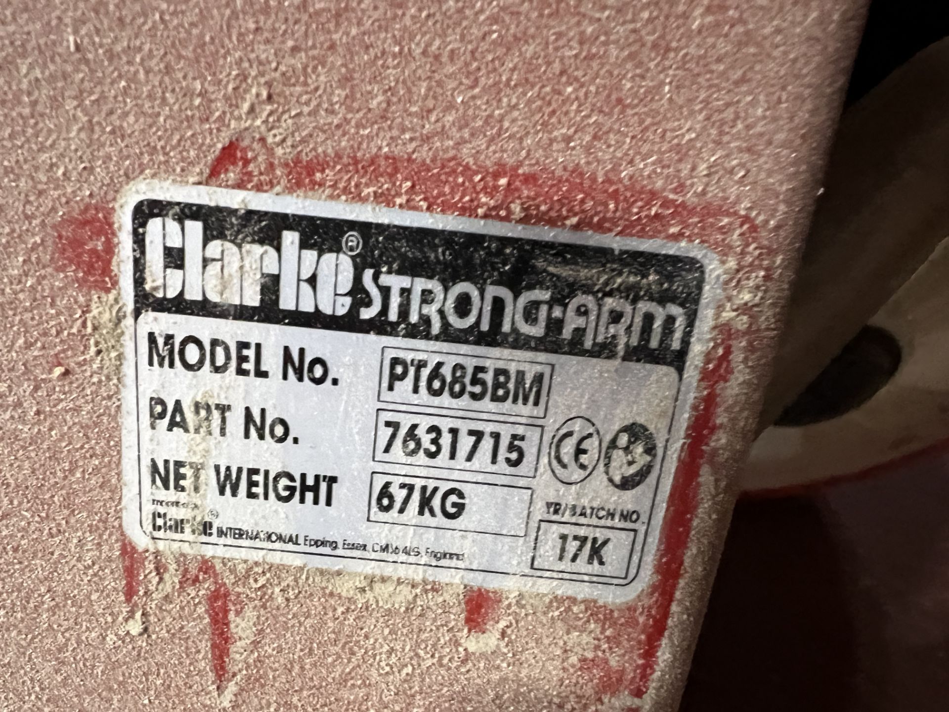 Clarke Strongarm PT685BM wide fork pallet truck fork width 680mm x 1150mm long, 2500 KG capacity, - Image 6 of 7