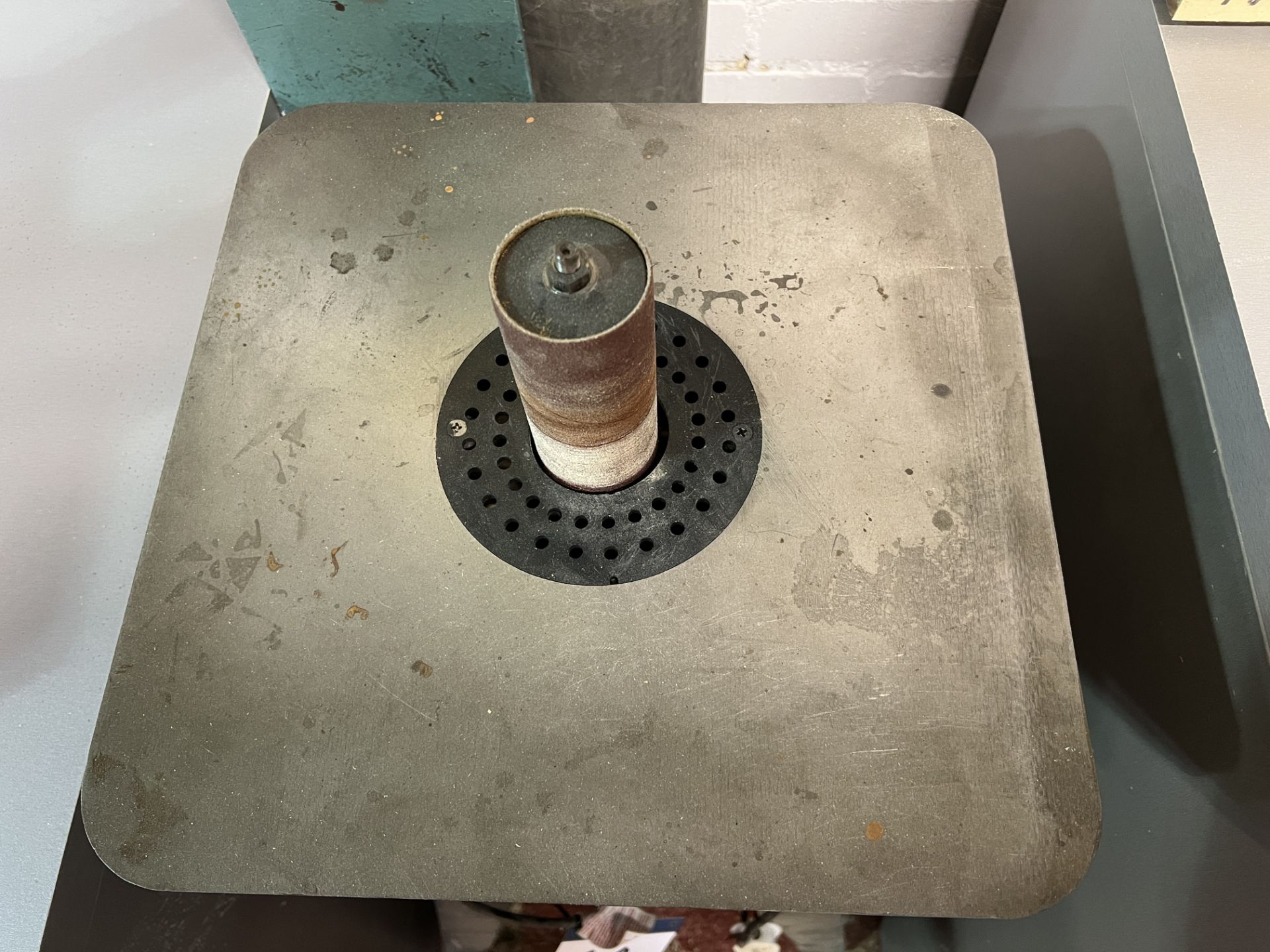 Clarke VRS1 pedestal rotary grit sander, maximum spindle speed 1400 r.p.m, 230 volts, location Manor - Image 2 of 5
