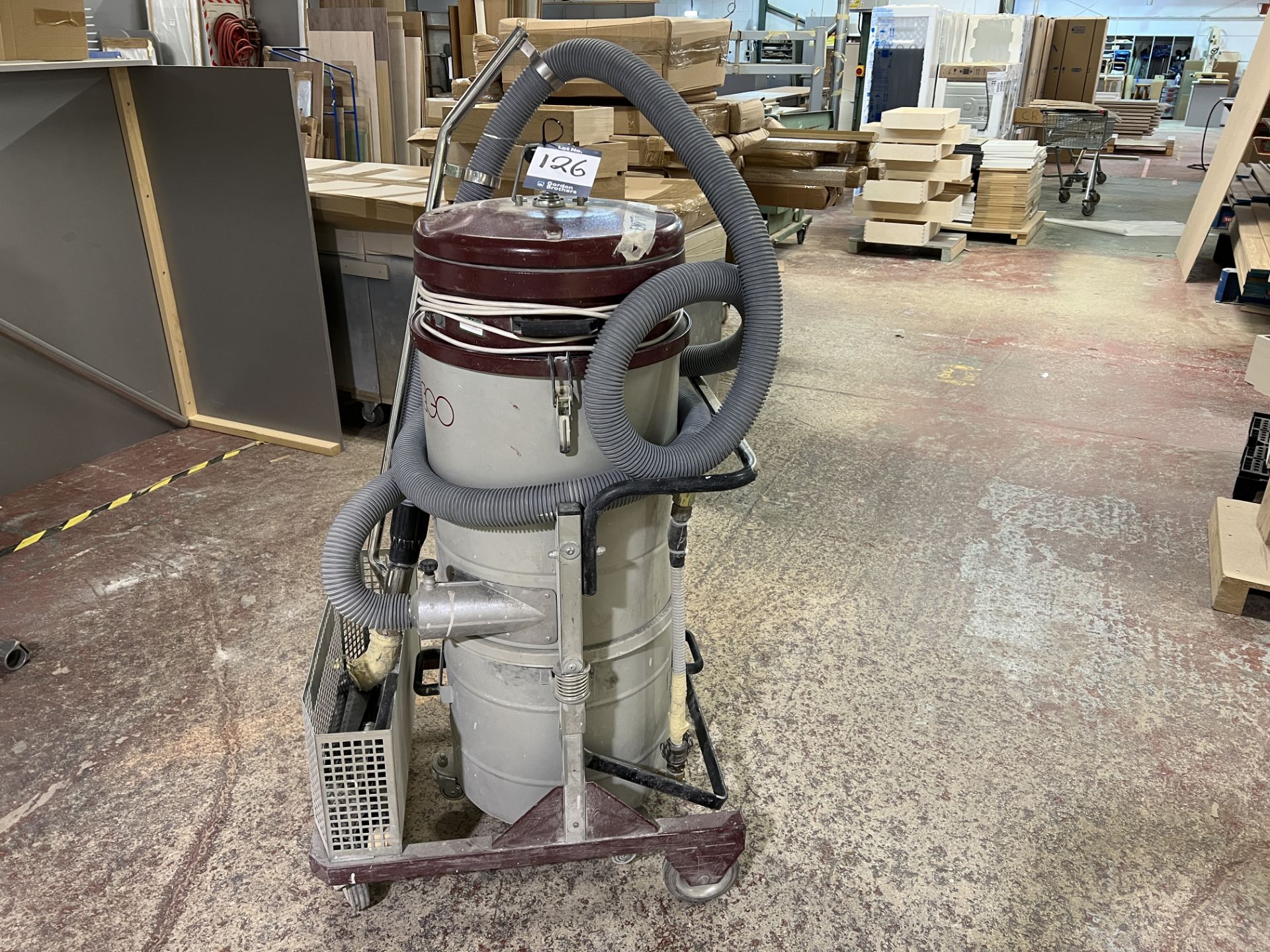 Depureco M65SP M Industrial workshop vacuum cleaner 220 volts, 4.4 H.P, S/No. M99.098, DOM 2019,