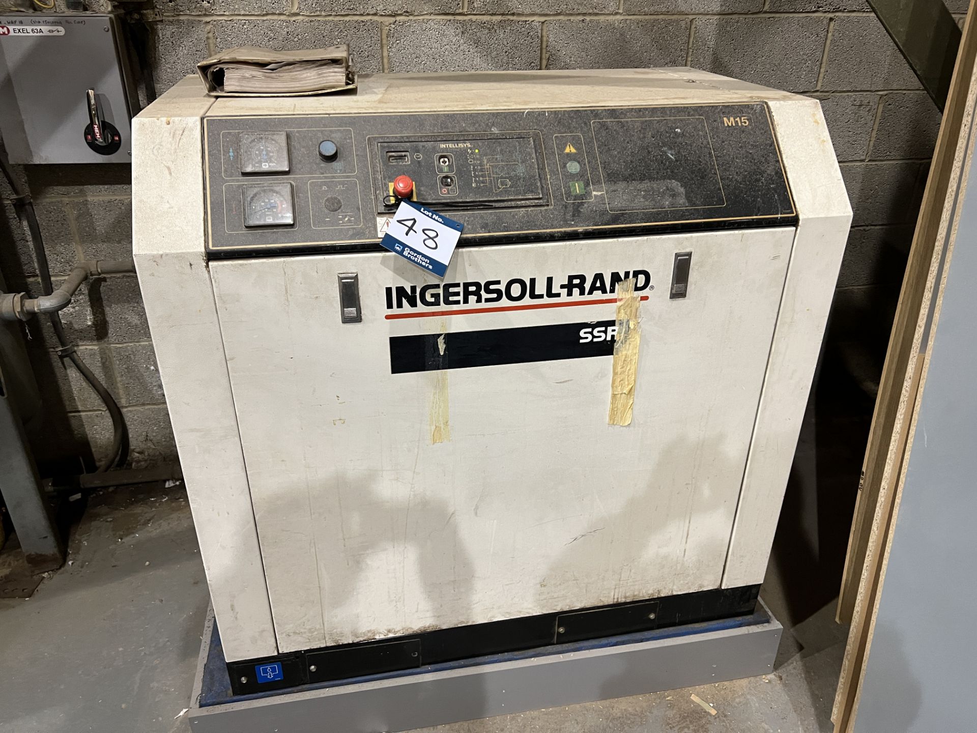 Ingersoll Rand SSR M15 rotary screw air compressor, maximum working pressure 7.5 bar, 3150