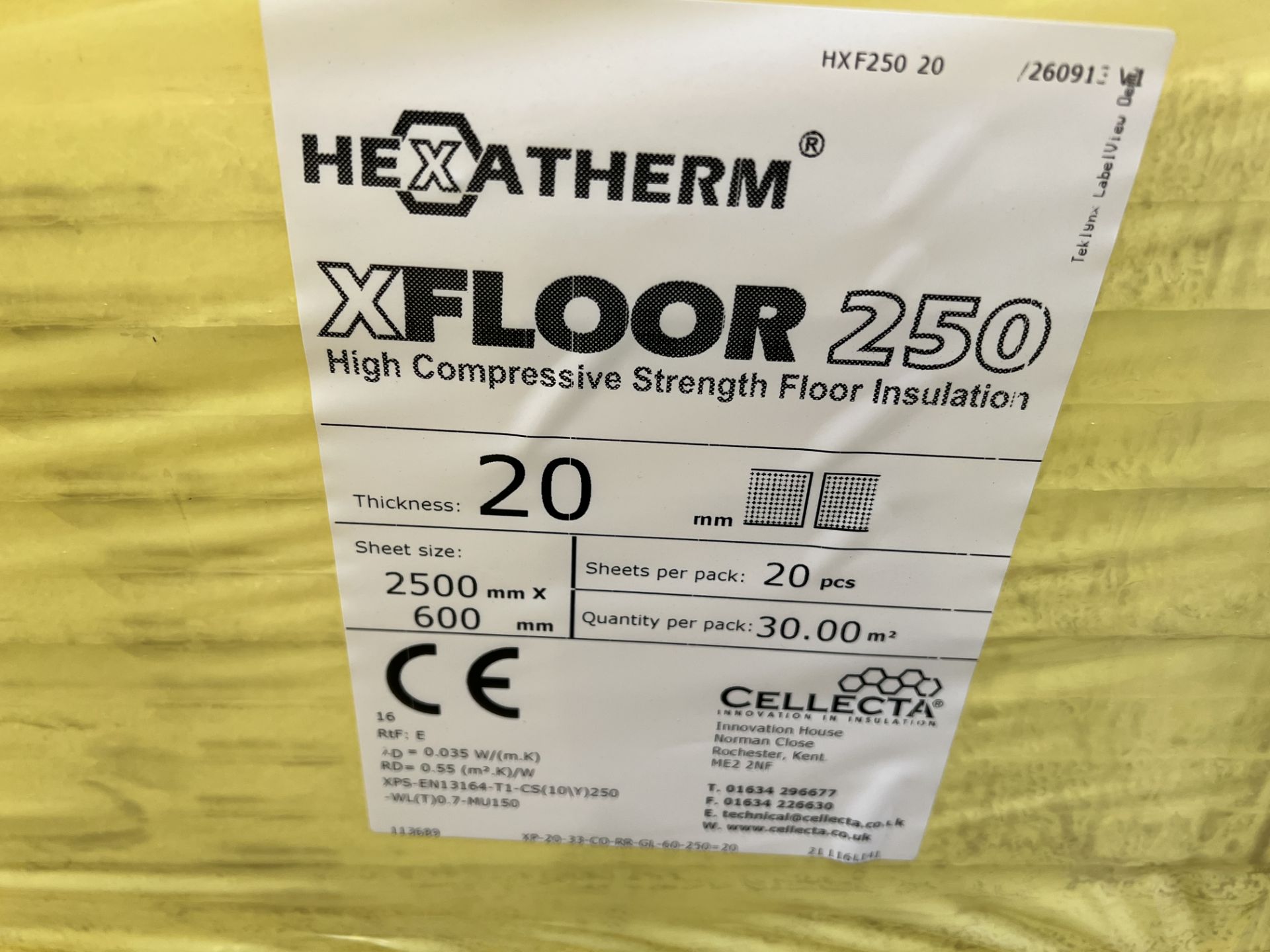 Hexatherm XFloor250 high compressive strength floor insulation, 2500mm x 600mm x 20mm, 9 packs - Image 2 of 3