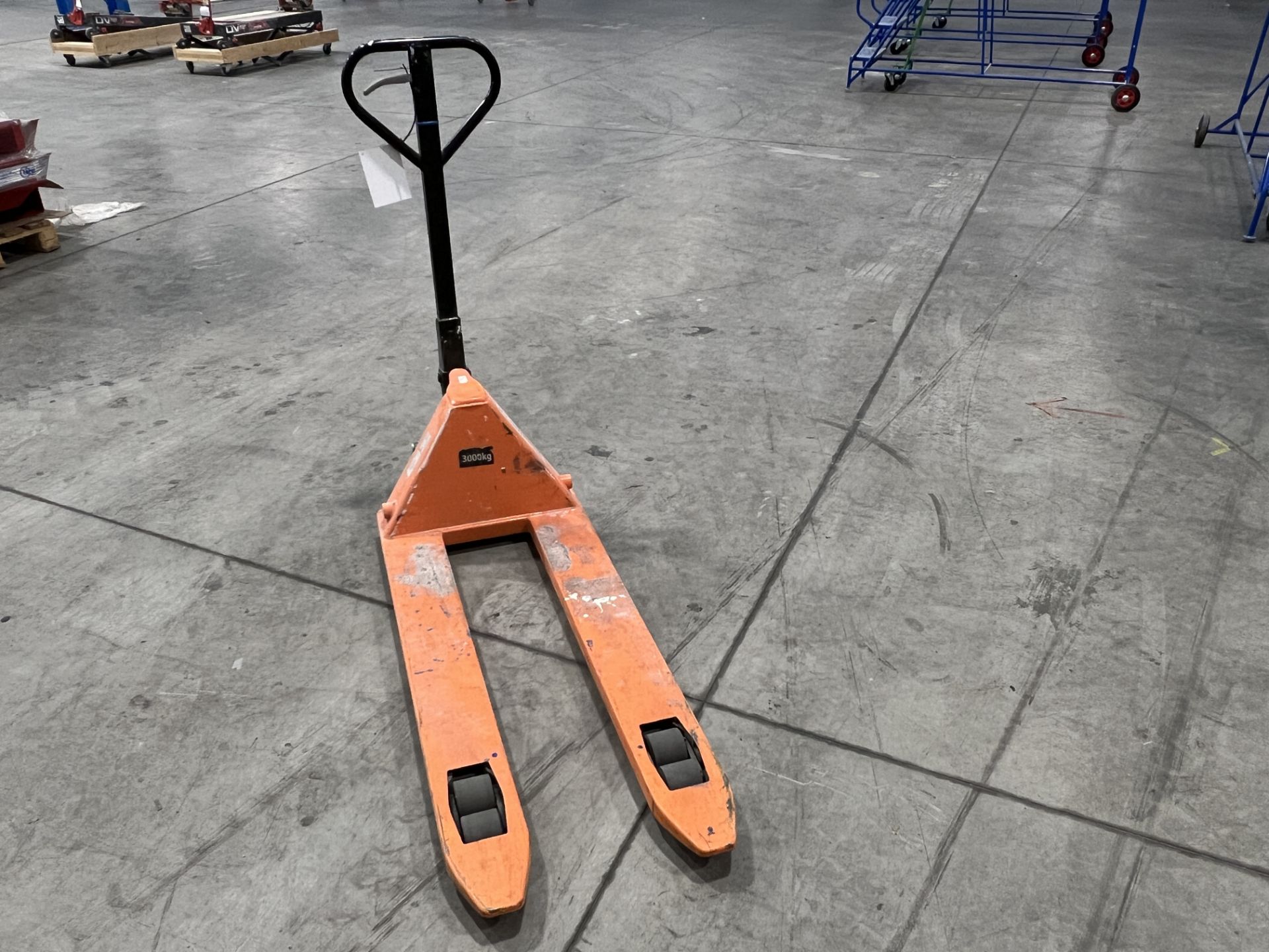 Load Surfer 3,000 Kg capacity hydraulic pallet truck, S/No. 2618 (2020),fork length 1,150mm x - Image 2 of 4