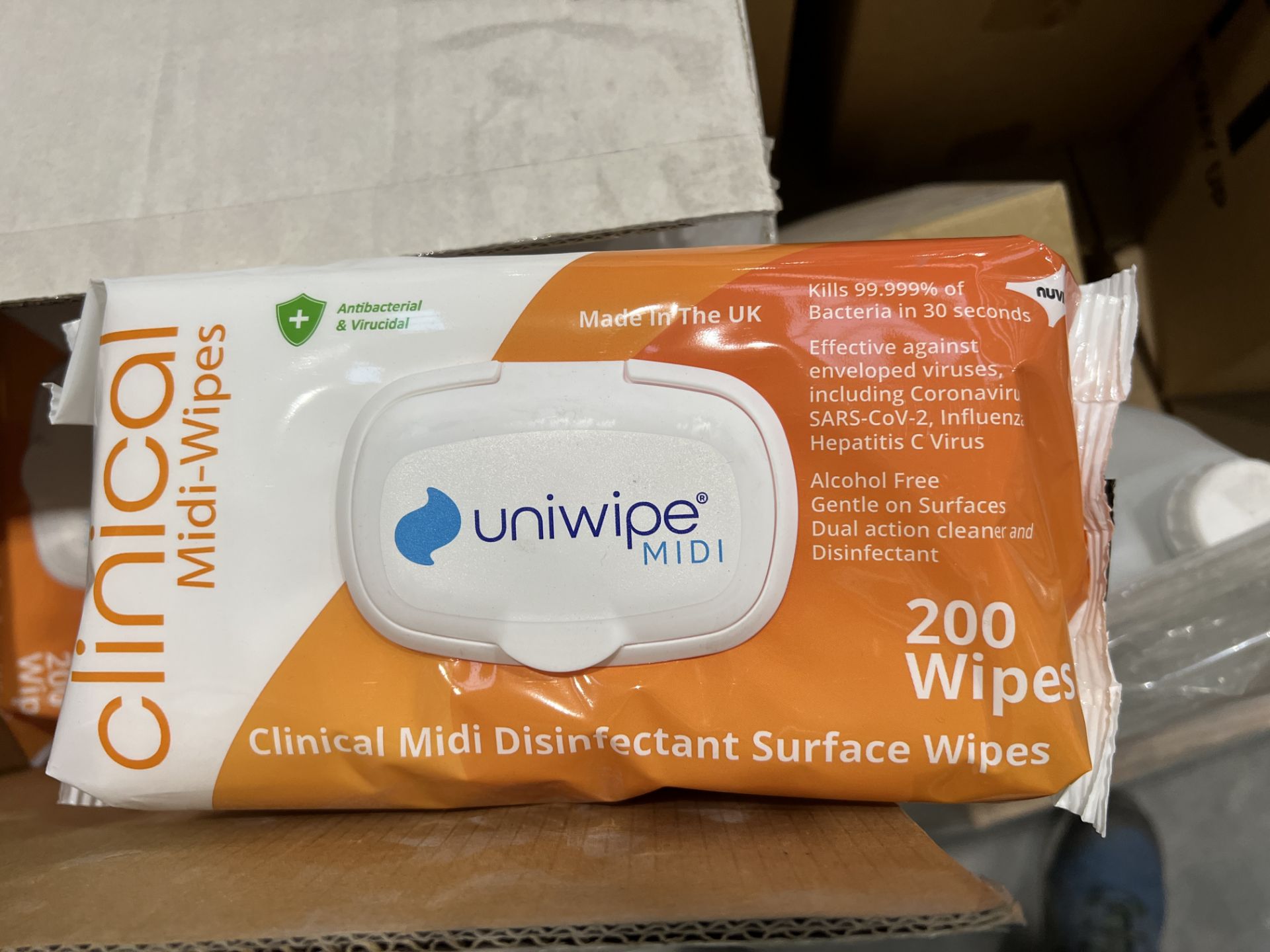 Qty 30 5 Ltr bottles of Ingen hand sanitiser gel, two par boxes of Uniwap clinical surface wipes and - Image 4 of 5